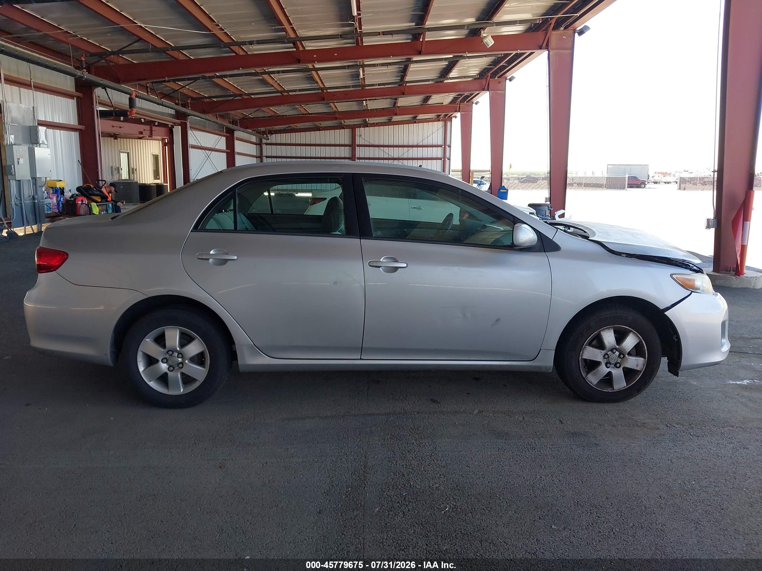 2012 Toyota Corolla Le Серебряный vin: 2T1BU4EE8CC825755