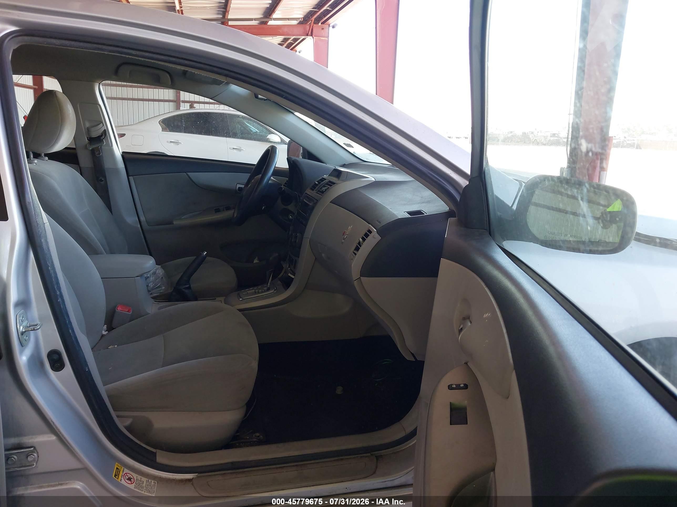 2012 Toyota Corolla Le Серебряный vin: 2T1BU4EE8CC825755