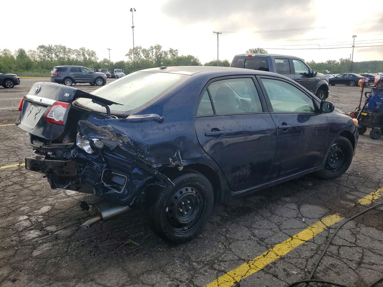 2012 Toyota Corolla Le Blue vin: 2T1BU4EE8CC828719