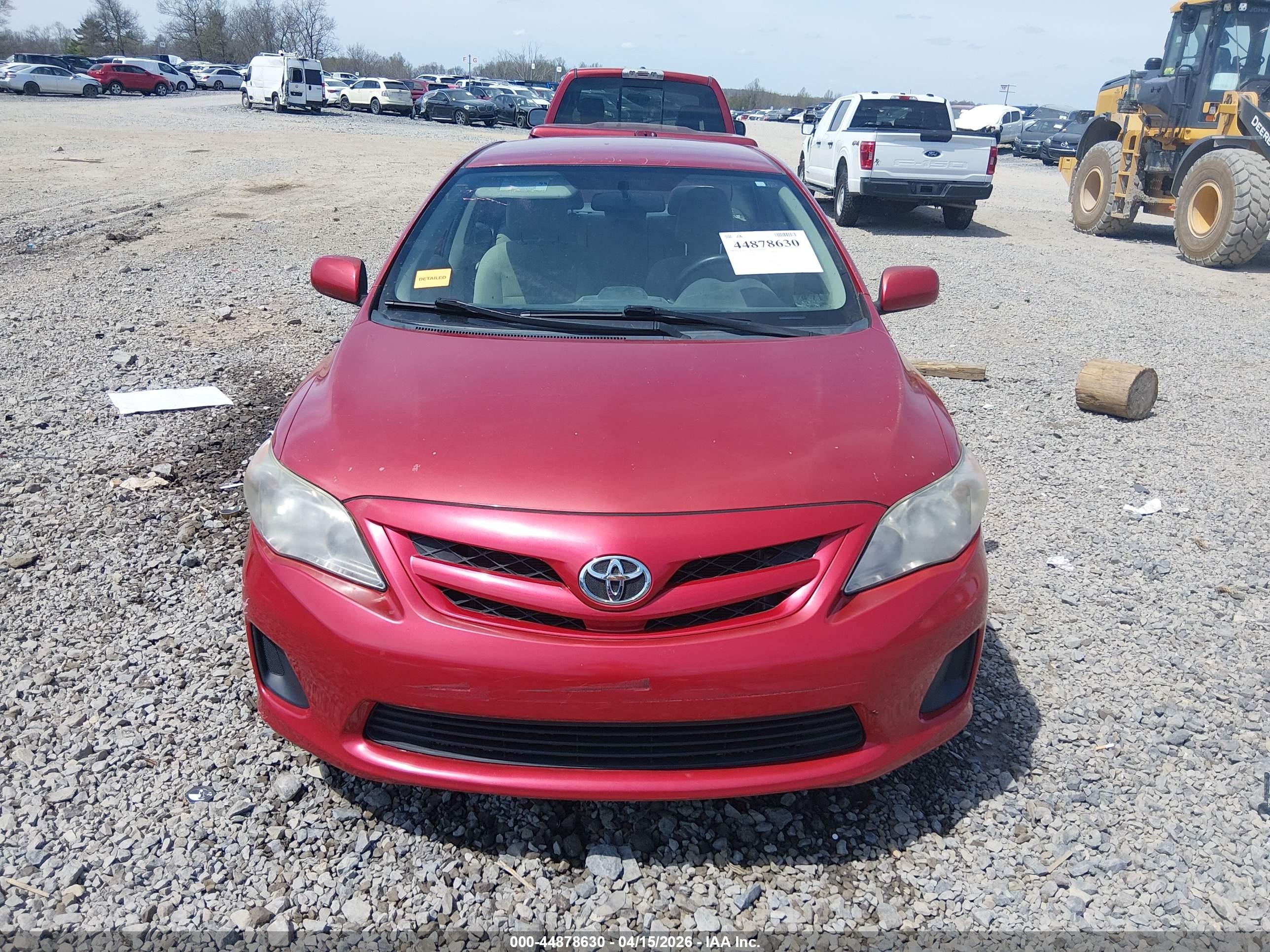 2012 Toyota Corolla Le Red vin: 2T1BU4EE8CC850834