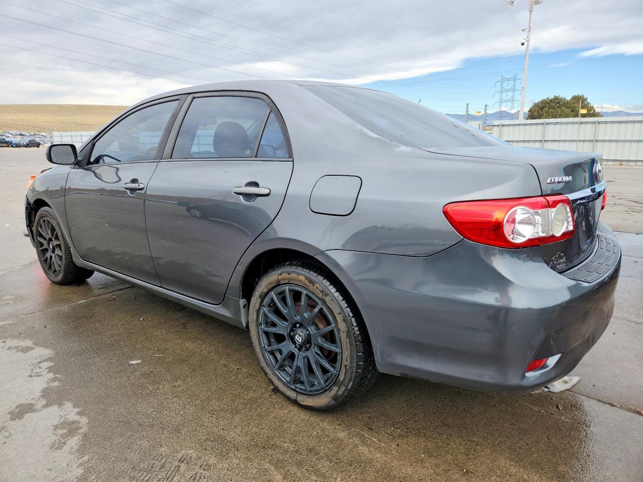 2012 Toyota Corolla Le Gray vin: 2T1BU4EE8CC884594