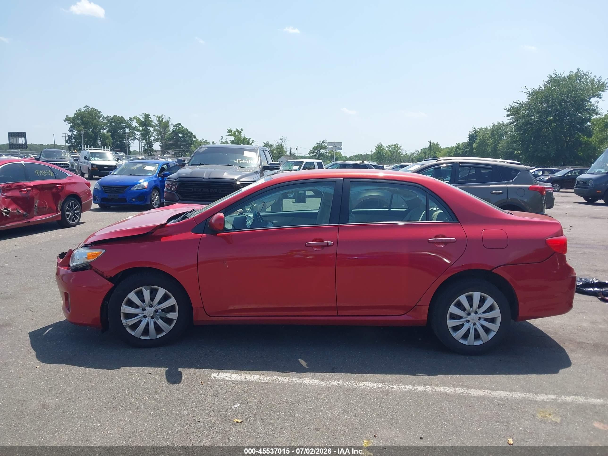 2012 Toyota Corolla Le Red vin: 2T1BU4EE8CC888967