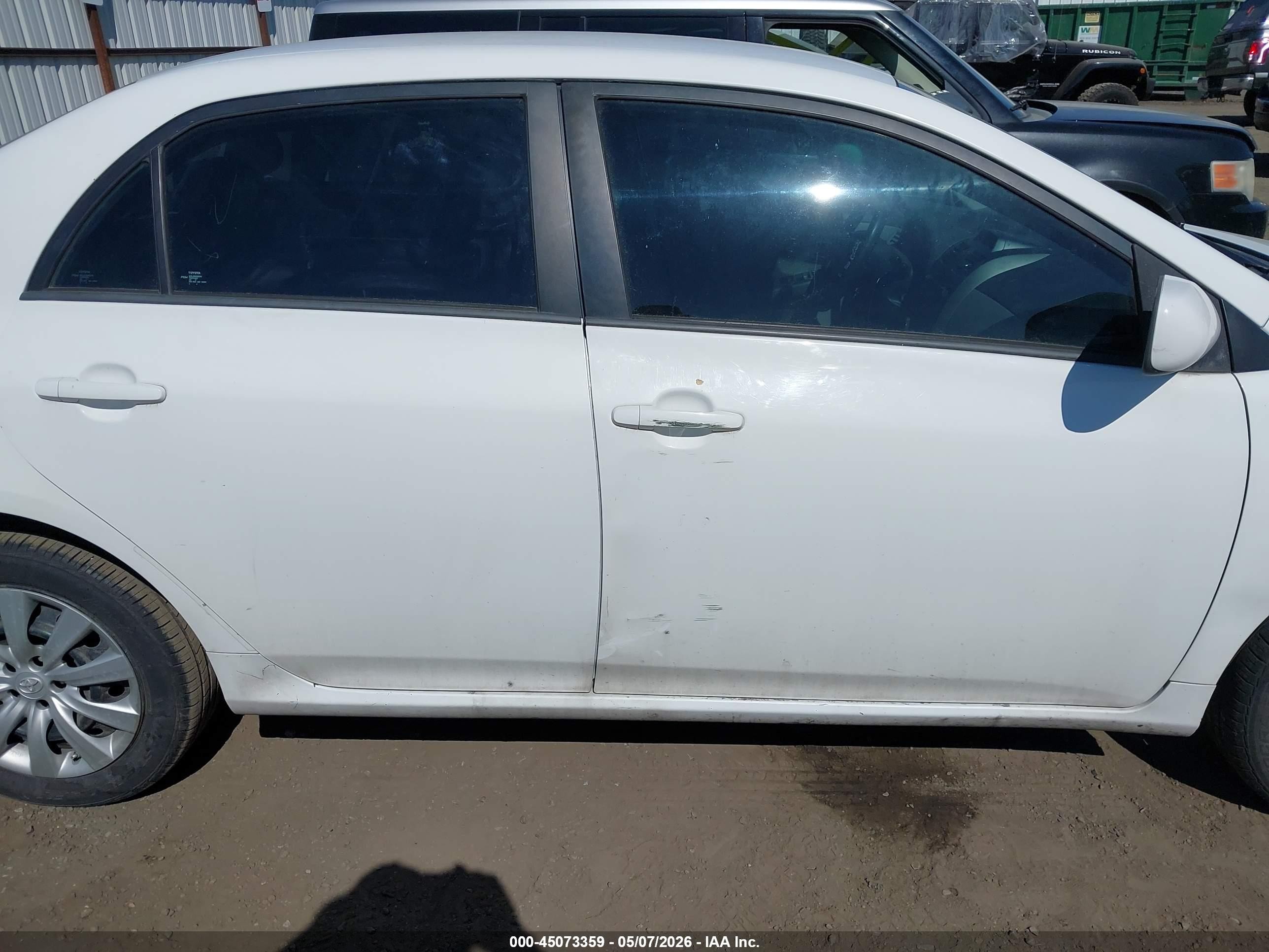 2012 Toyota Corolla Le White vin: 2T1BU4EE8CC889424