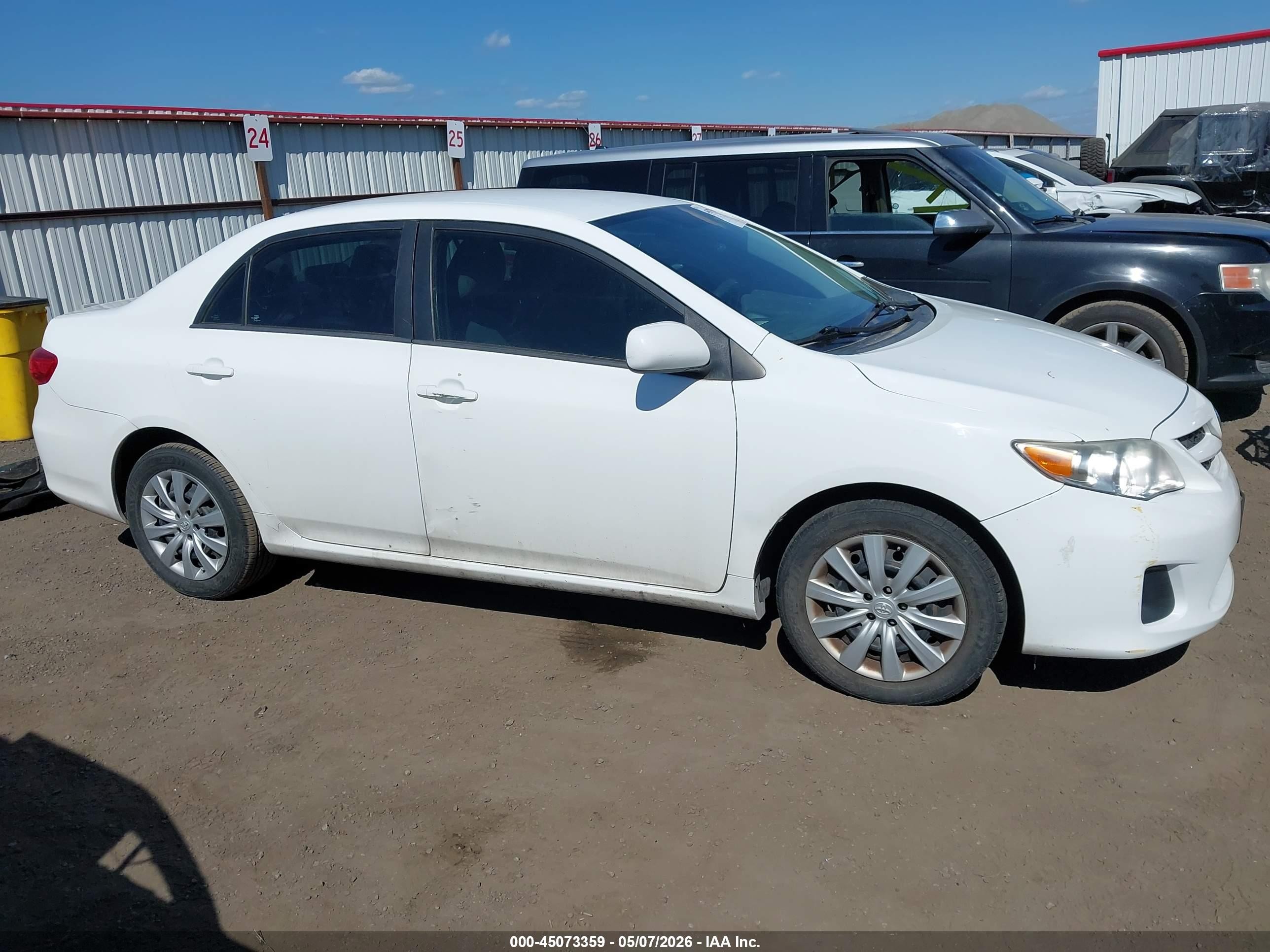 2012 Toyota Corolla Le White vin: 2T1BU4EE8CC889424