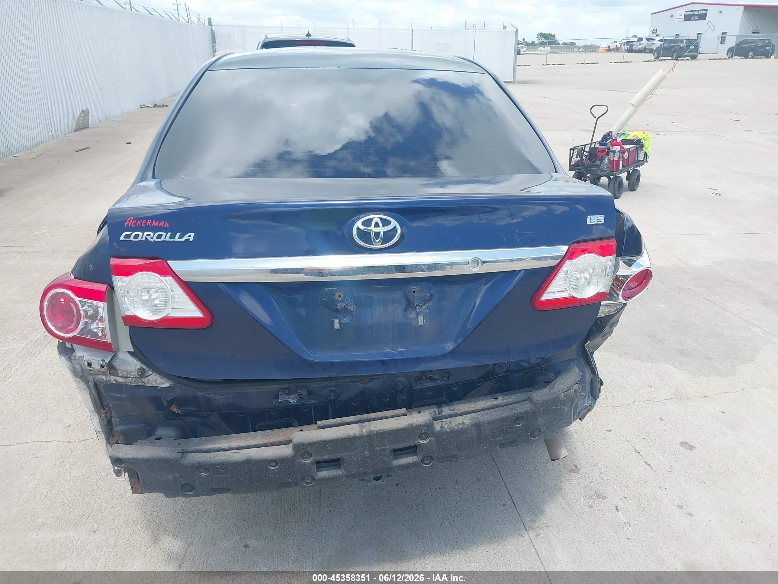 2012 Toyota Corolla Le Blue vin: 2T1BU4EE8CC893621