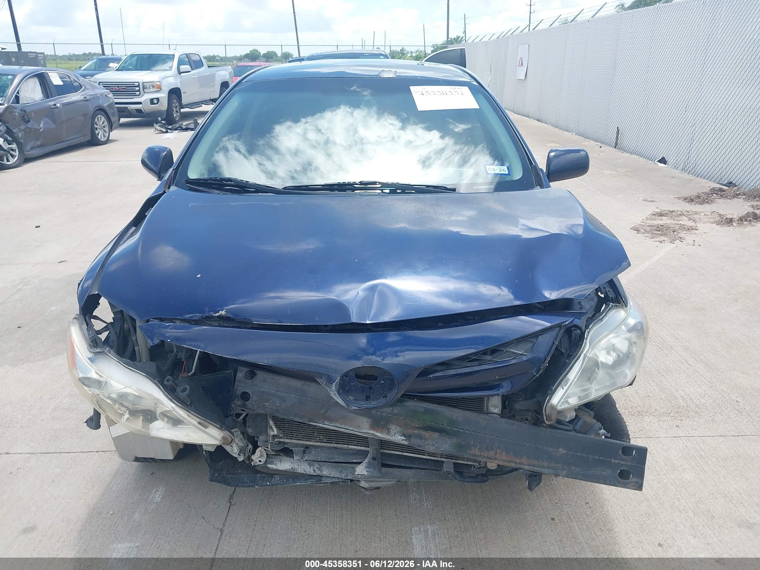 2012 Toyota Corolla Le Blue vin: 2T1BU4EE8CC893621