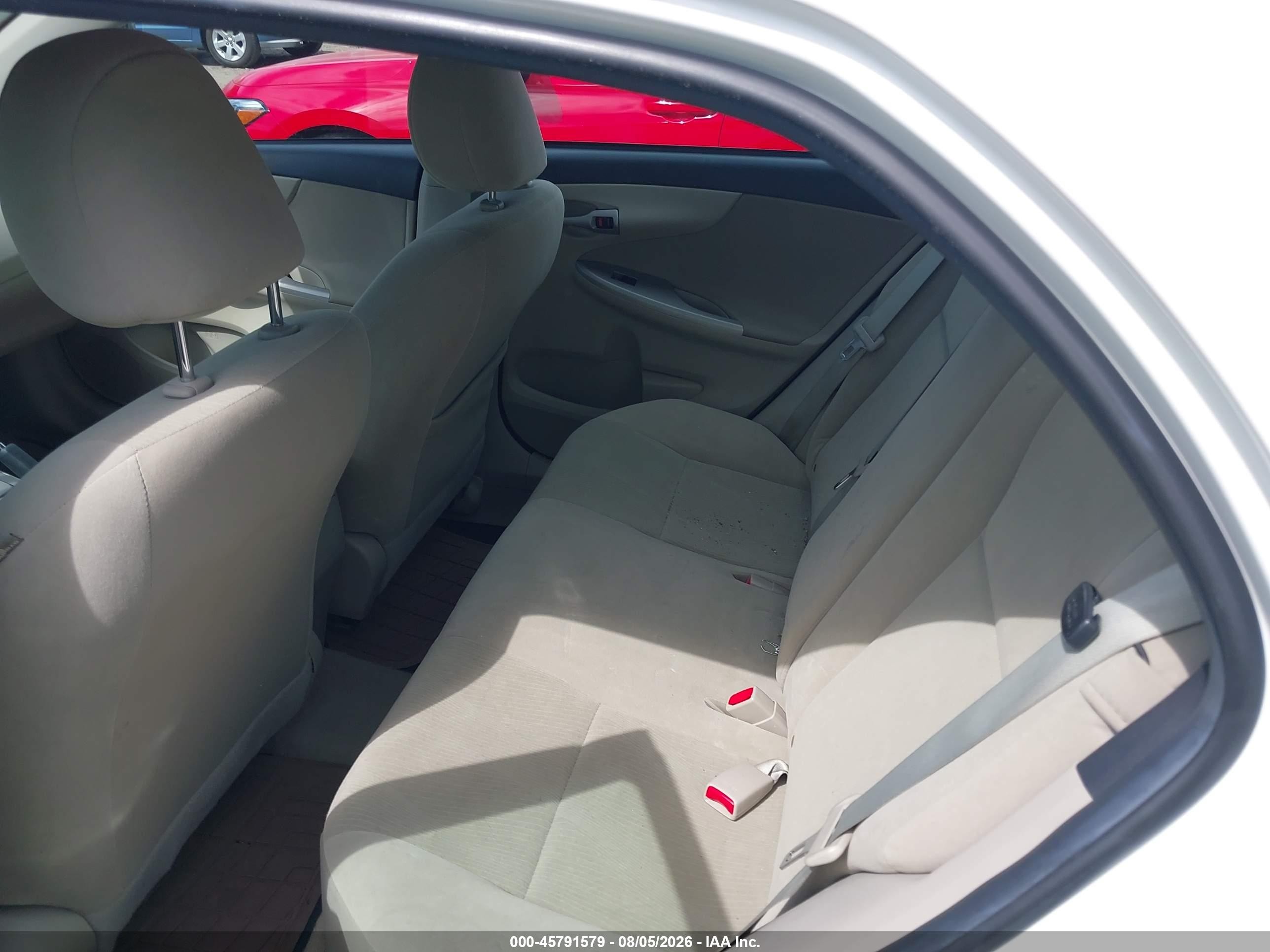 2012 Toyota Corolla Le White vin: 2T1BU4EE8CC900356