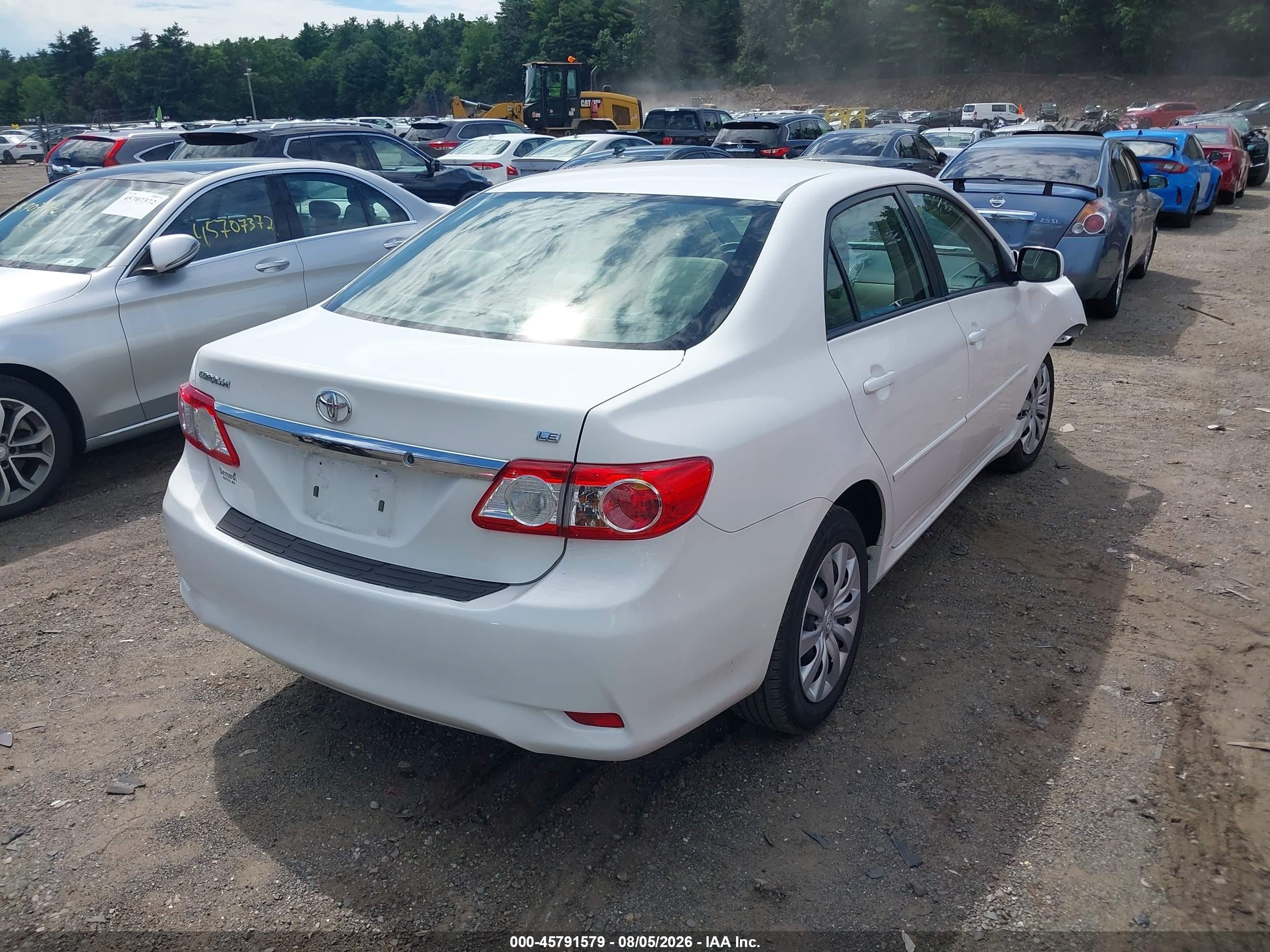 2012 Toyota Corolla Le White vin: 2T1BU4EE8CC900356