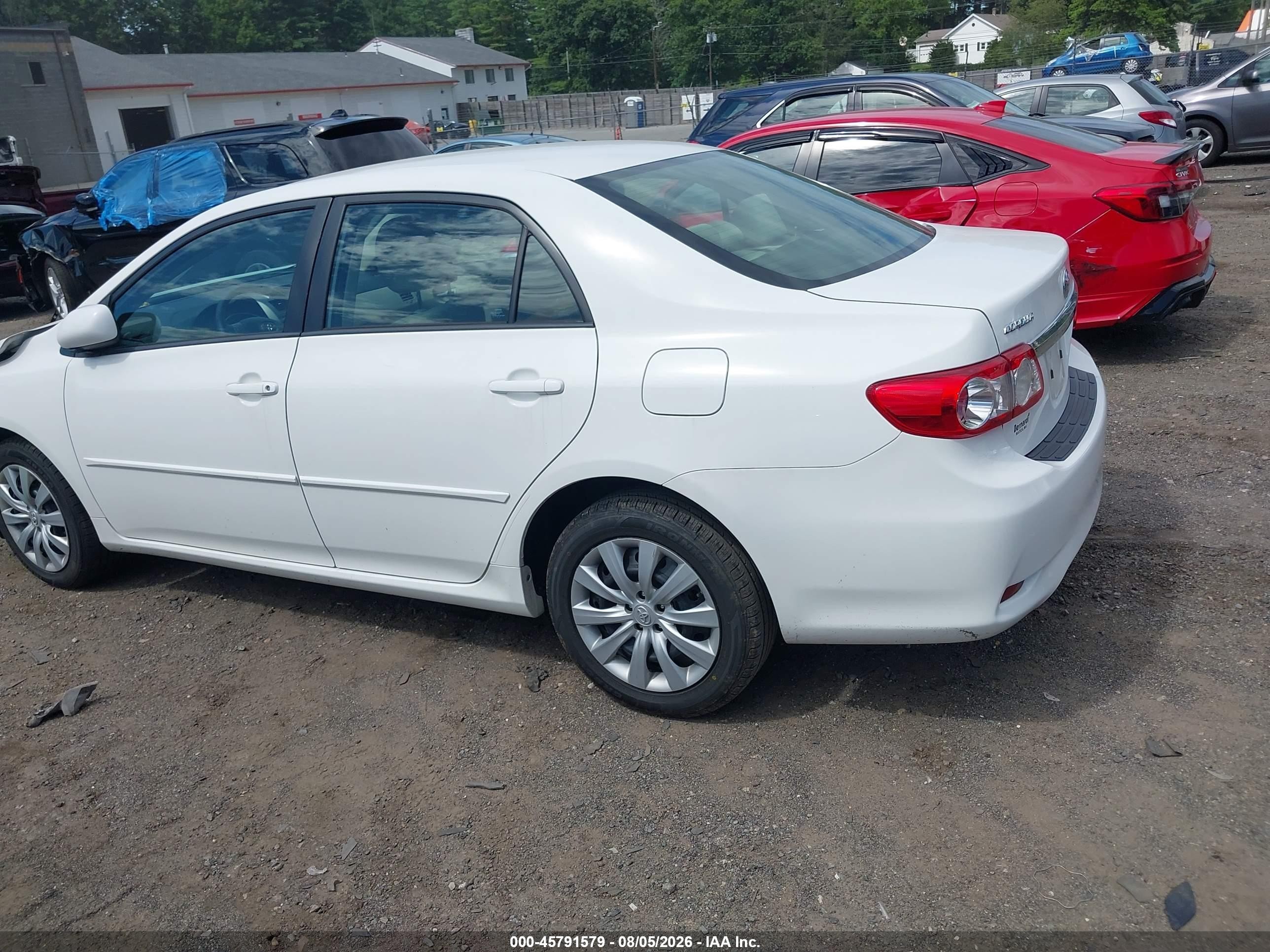 2012 Toyota Corolla Le White vin: 2T1BU4EE8CC900356