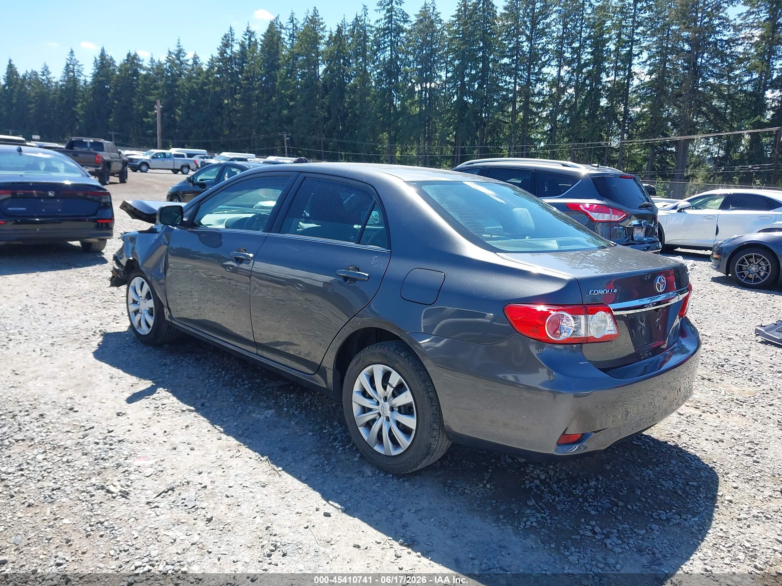 2013 Toyota Corolla Le Gray vin: 2T1BU4EE8DC003880