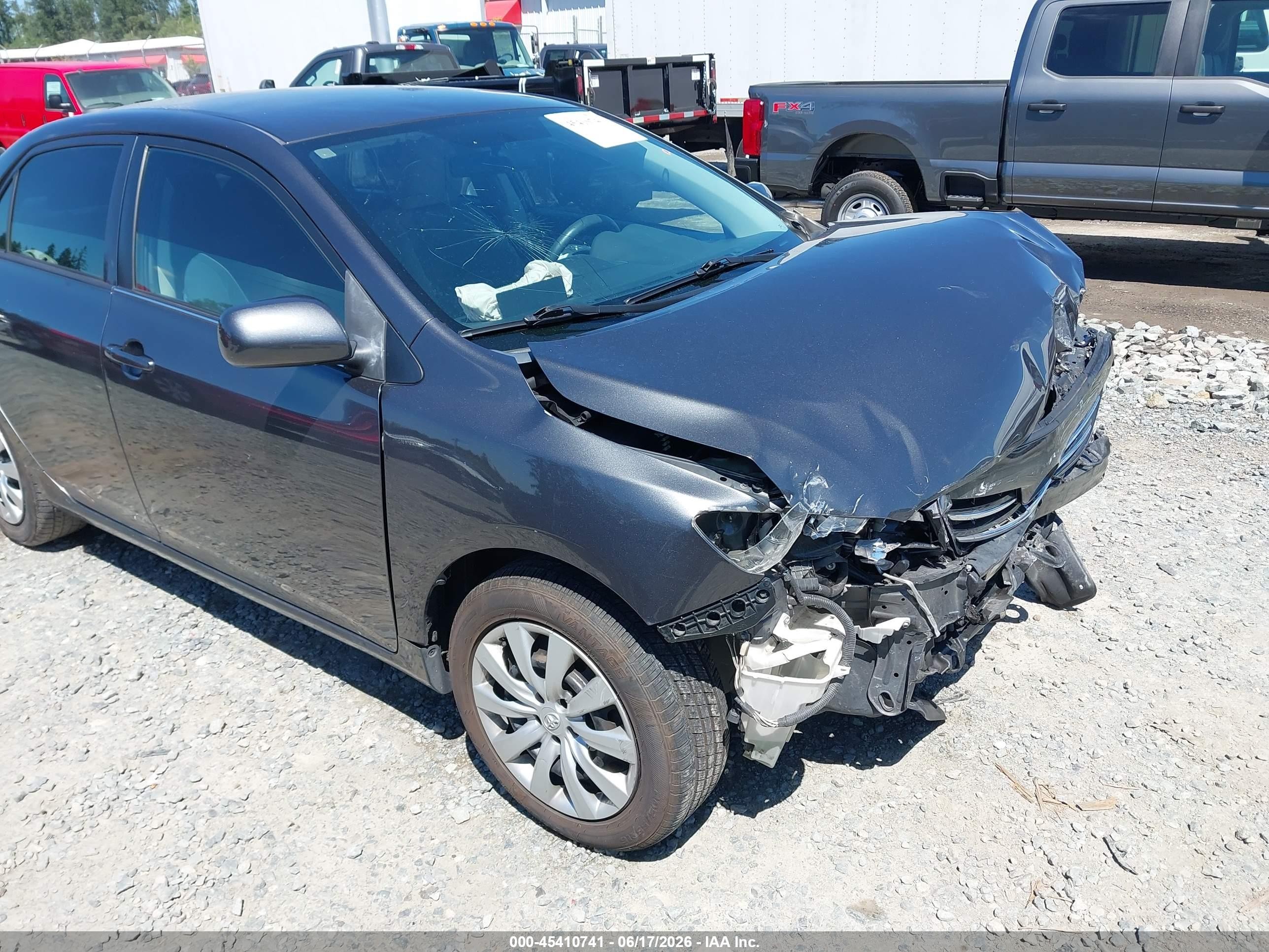 2013 Toyota Corolla Le Gray vin: 2T1BU4EE8DC003880
