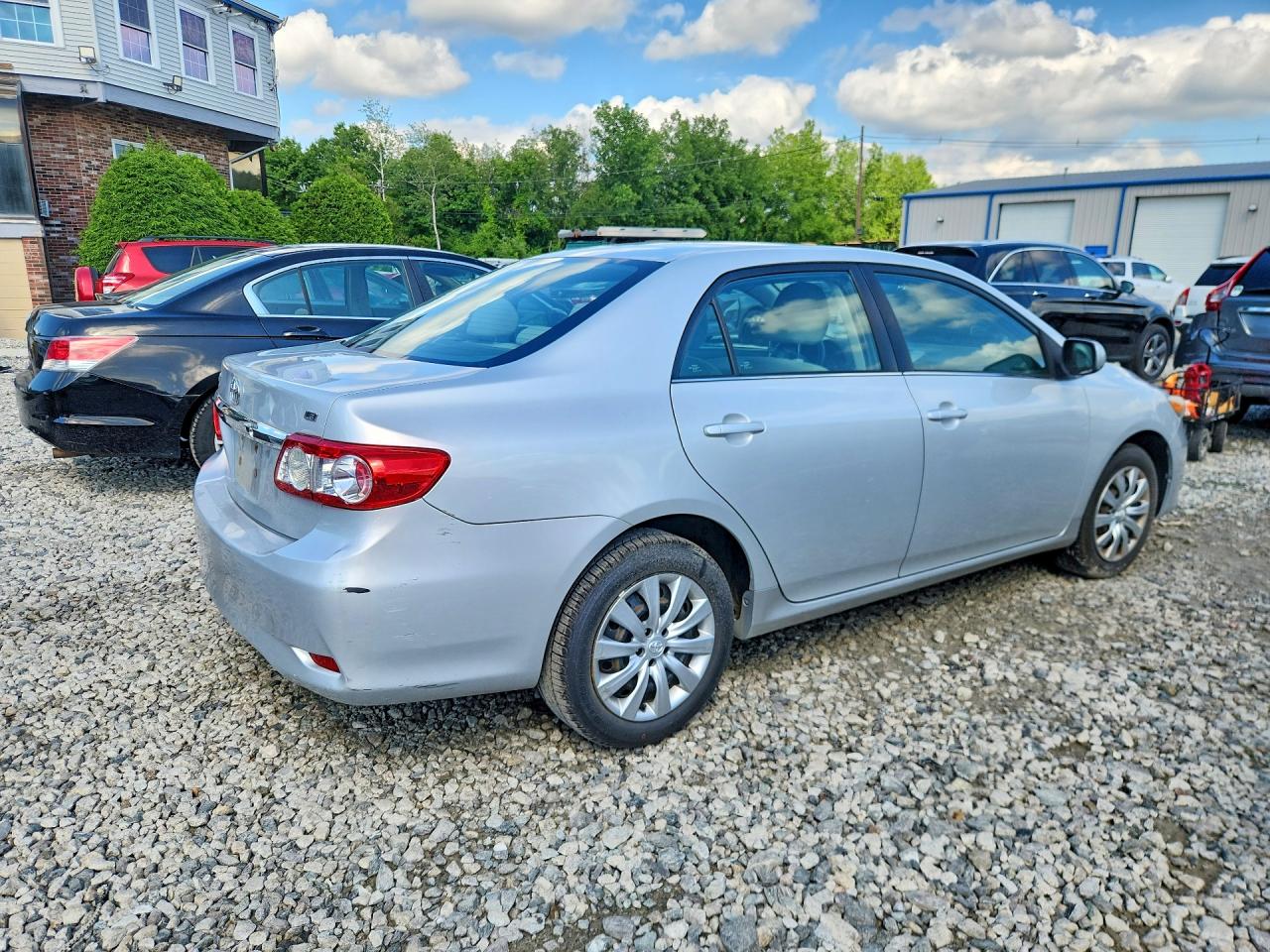 2013 Toyota Corolla Le Silver vin: 2T1BU4EE8DC007427