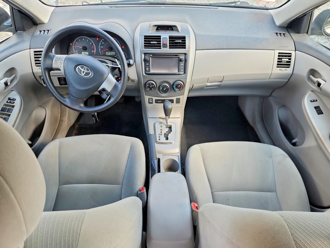 2013 Toyota Corolla Le Silver vin: 2T1BU4EE8DC007427