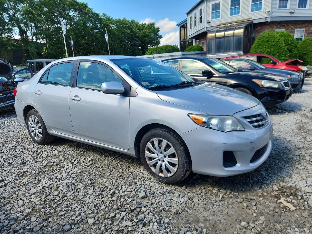 2013 Toyota Corolla Le Silver vin: 2T1BU4EE8DC007427
