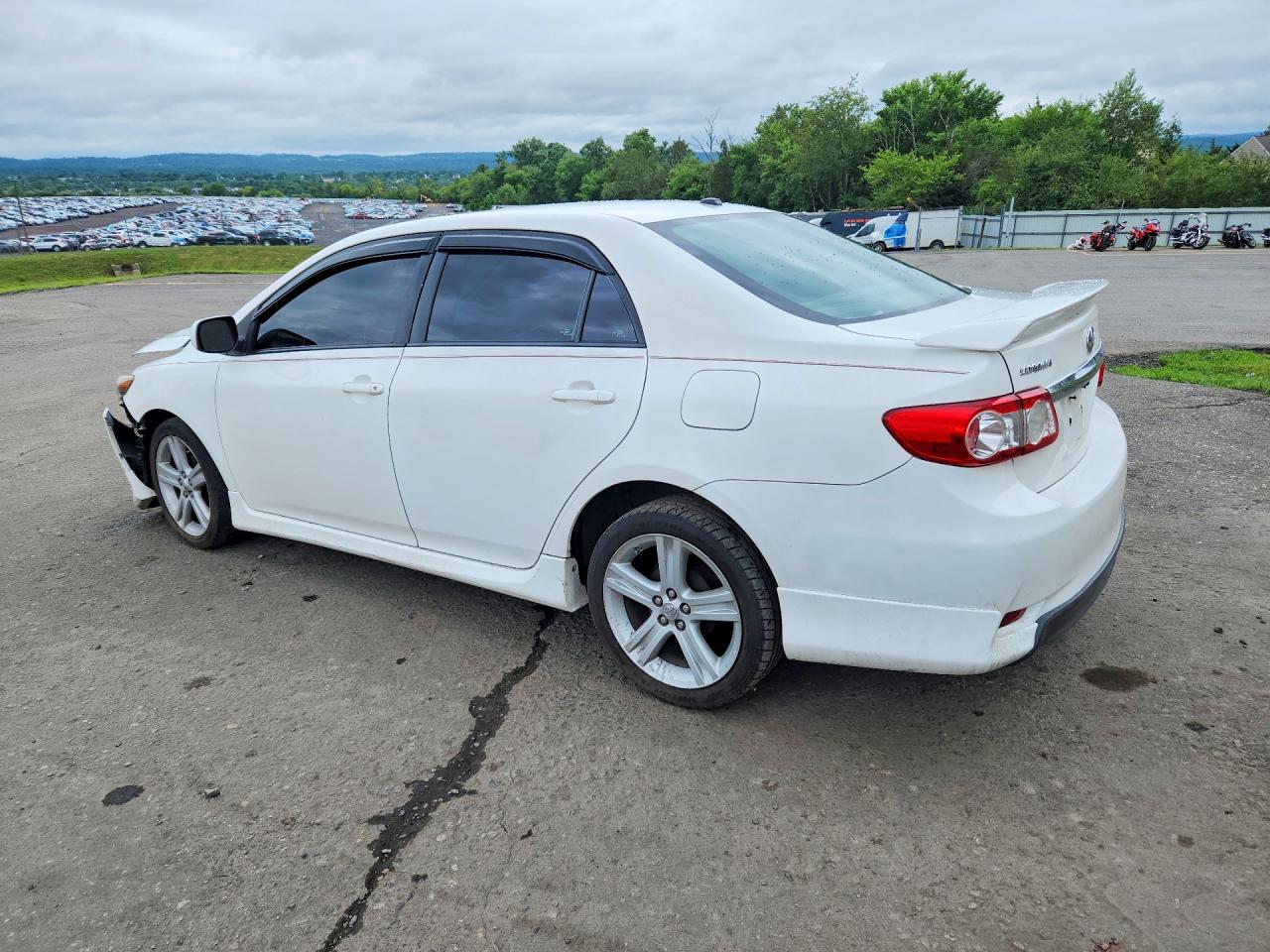2013 Toyota Corolla S White vin: 2T1BU4EE8DC043053