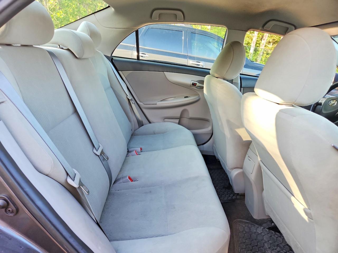 2013 Toyota Corolla L Gray vin: 2T1BU4EE8DC046504