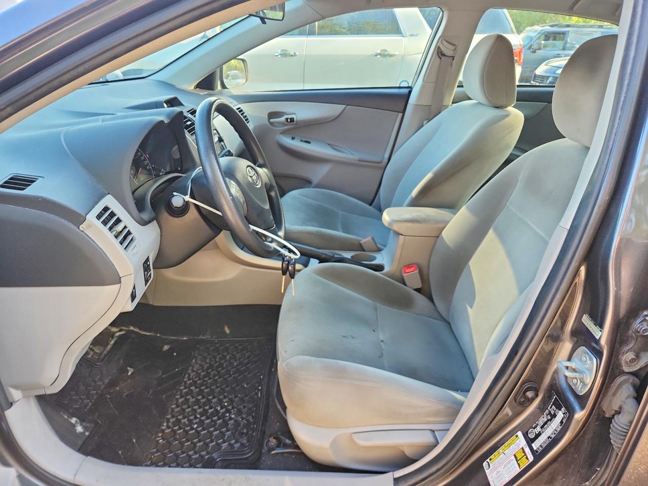 2013 Toyota Corolla L Gray vin: 2T1BU4EE8DC046504