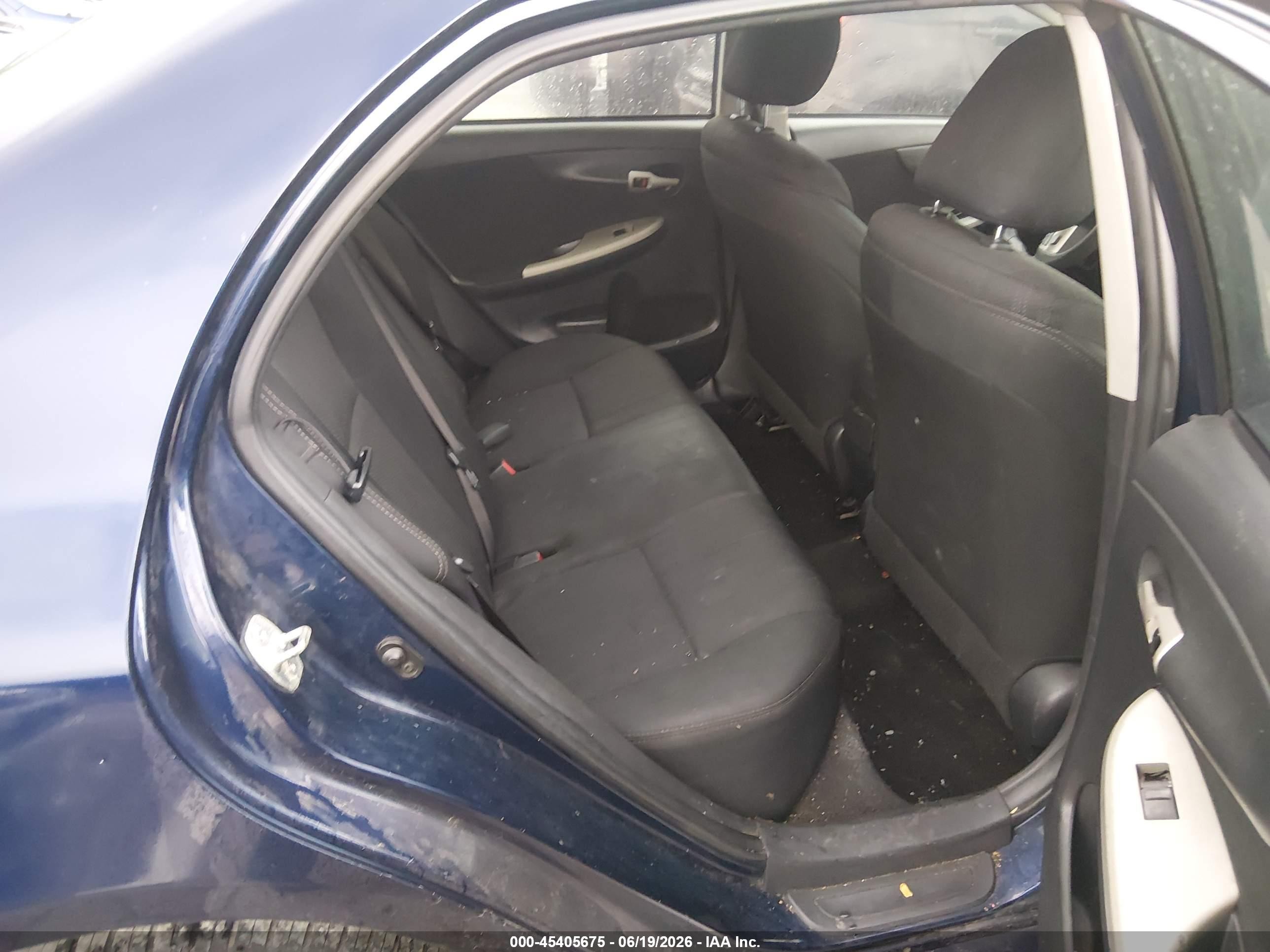2013 Toyota Corolla S Blue vin: 2T1BU4EE8DC068745