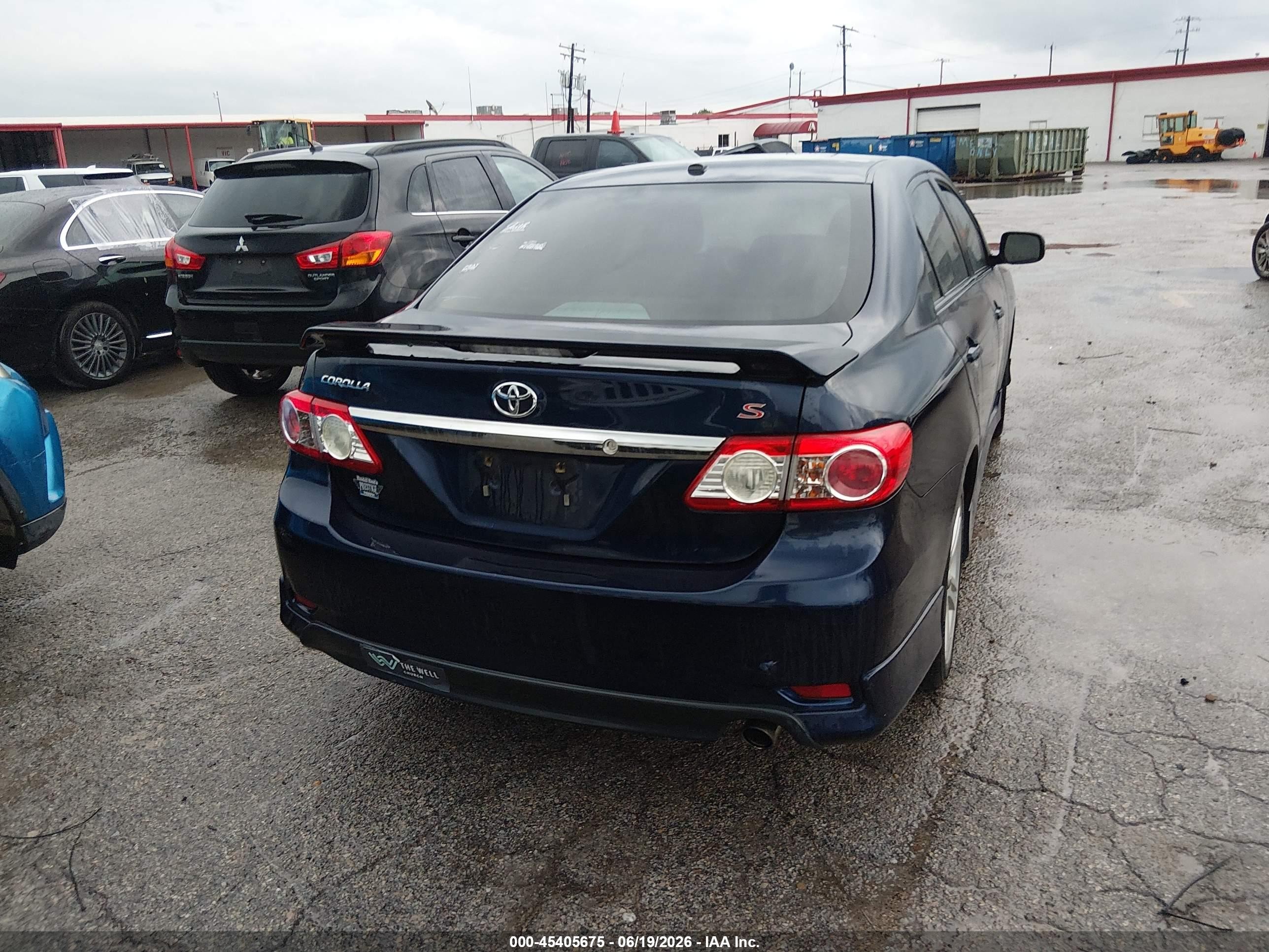 2013 Toyota Corolla S Blue vin: 2T1BU4EE8DC068745