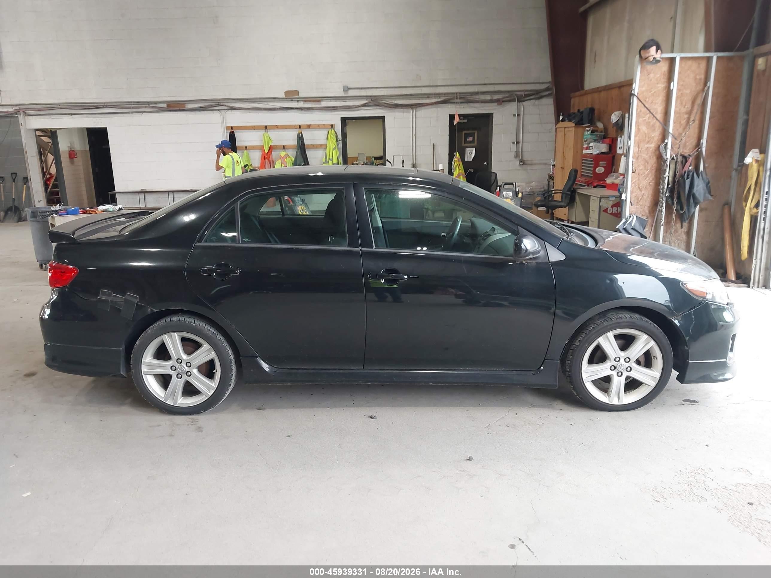 2013 Toyota Corolla S Black vin: 2T1BU4EE8DC072021