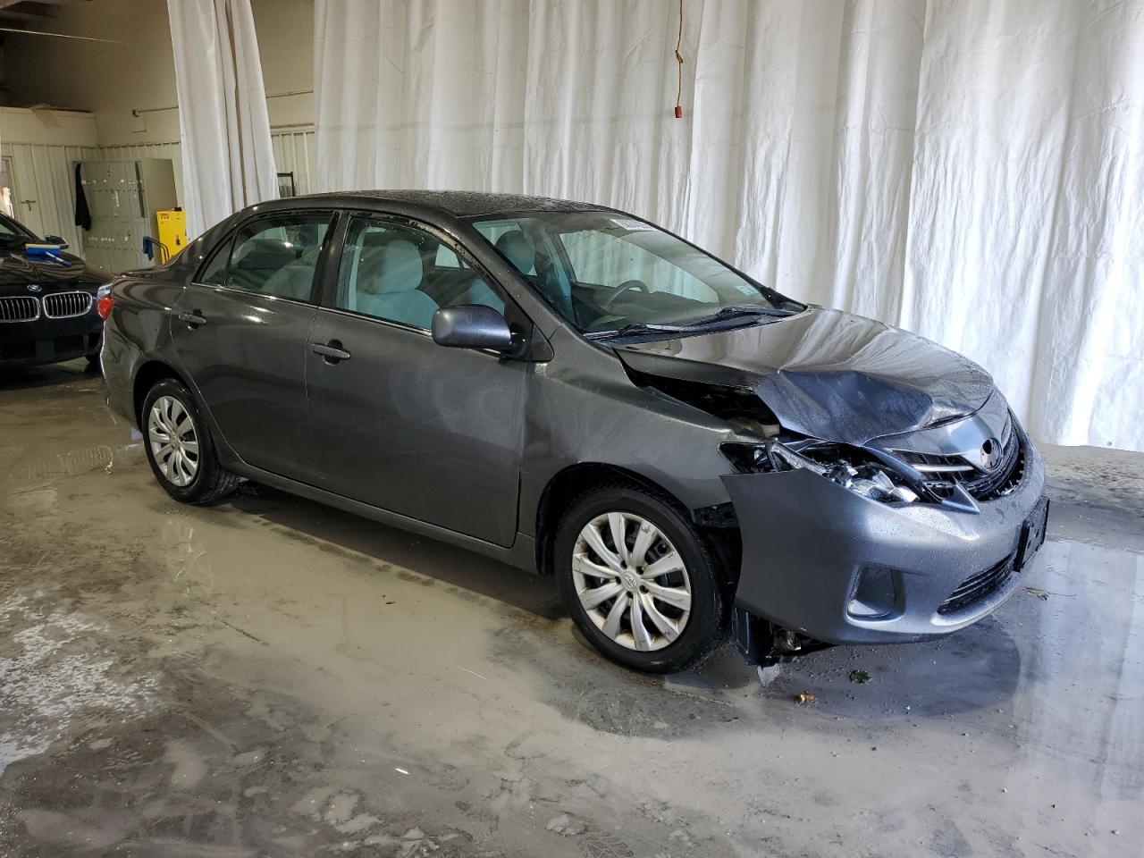 2013 Toyota Corolla Le Gray vin: 2T1BU4EE8DC072116
