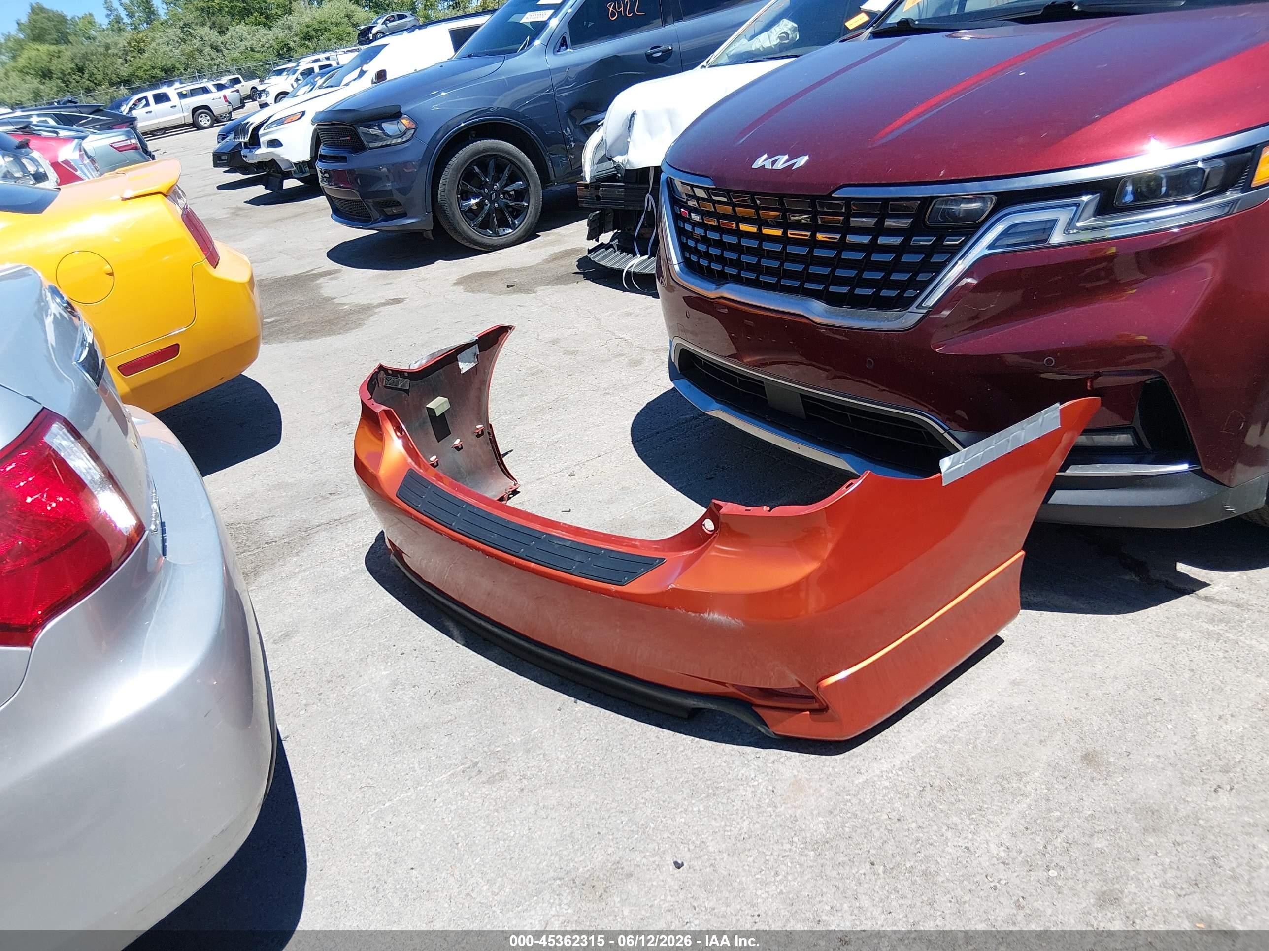2013 Toyota Corolla S Special Edition Orange vin: 2T1BU4EE8DC073220