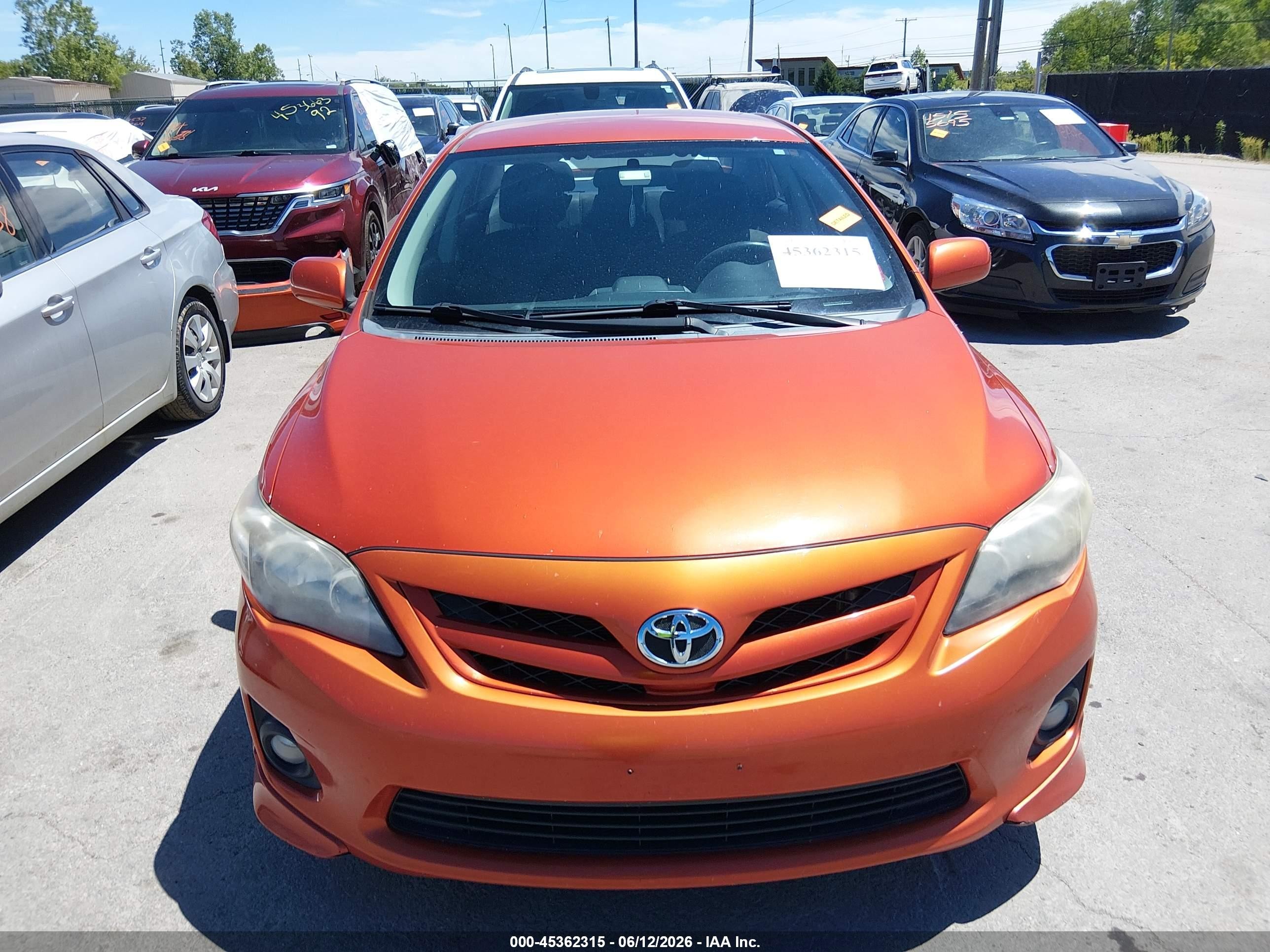 2013 Toyota Corolla S Special Edition Orange vin: 2T1BU4EE8DC073220