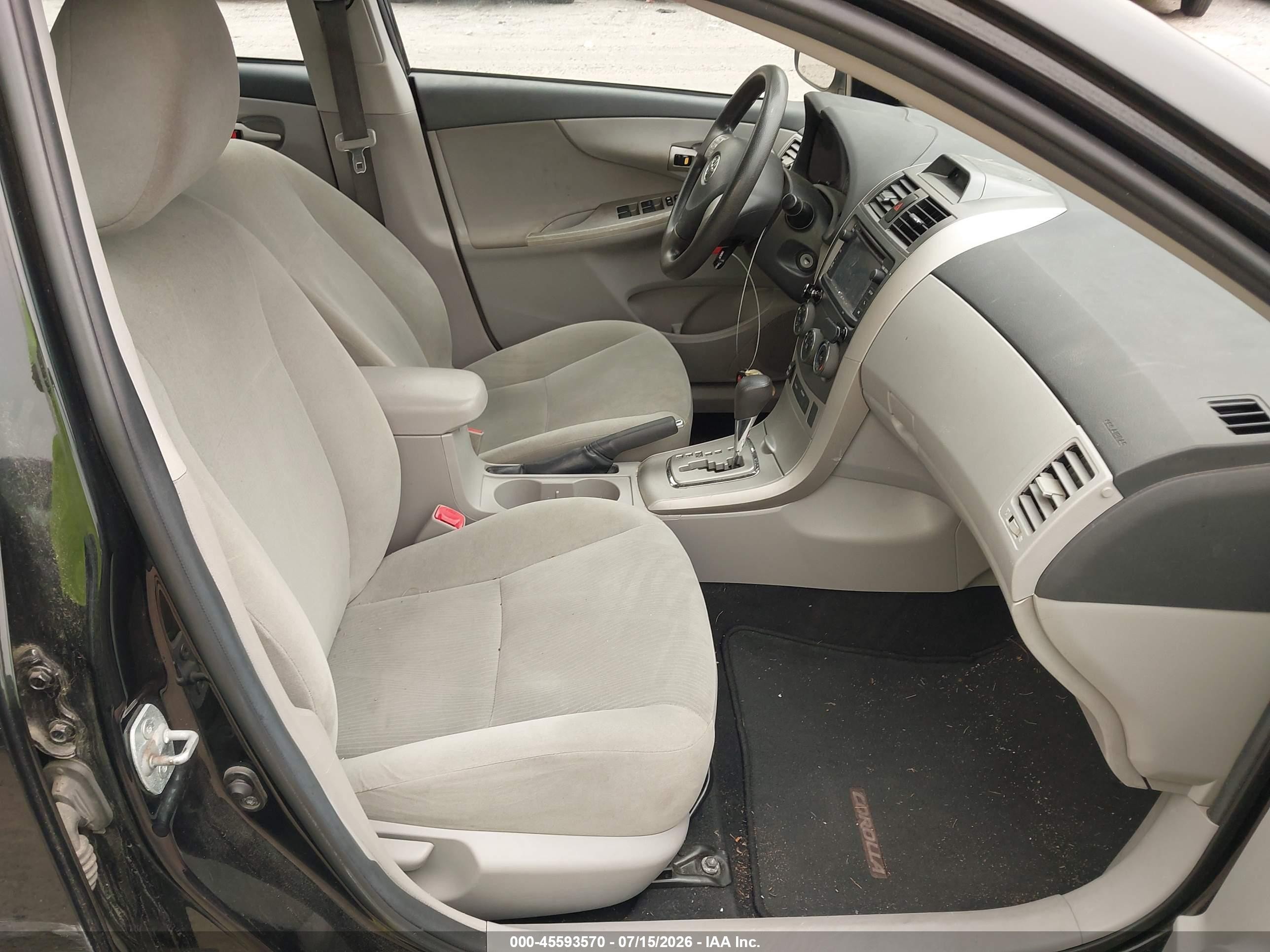 2013 Toyota Corolla Le Black vin: 2T1BU4EE8DC078658