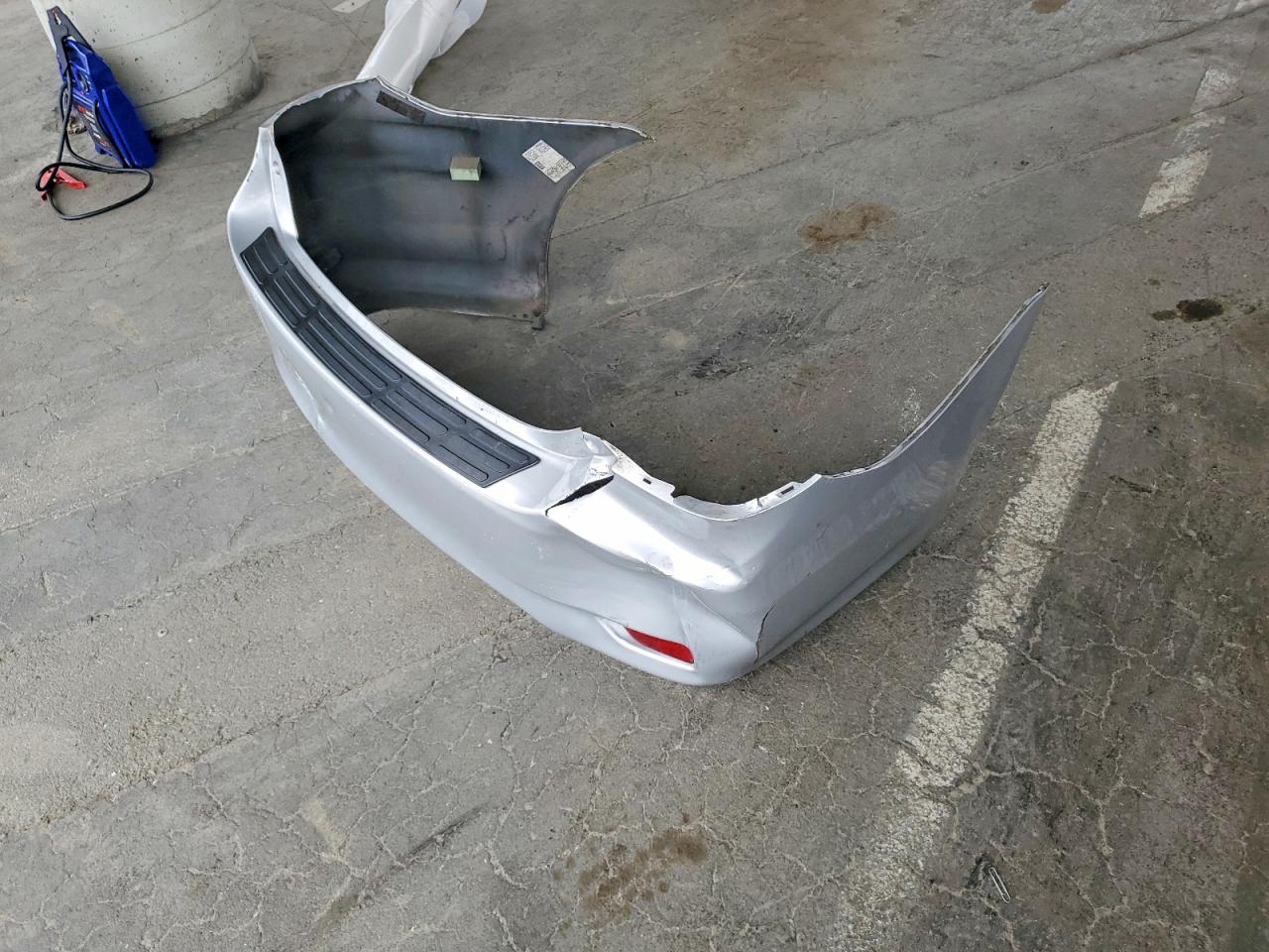 2013 Toyota Corolla Le Серебряный vin: 2T1BU4EE8DC095430