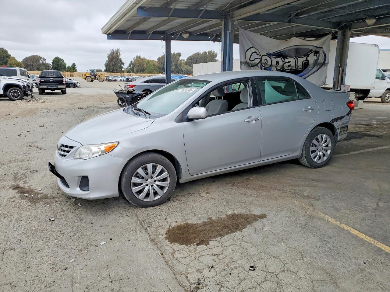 2013 Toyota Corolla Le Серебряный vin: 2T1BU4EE8DC095430