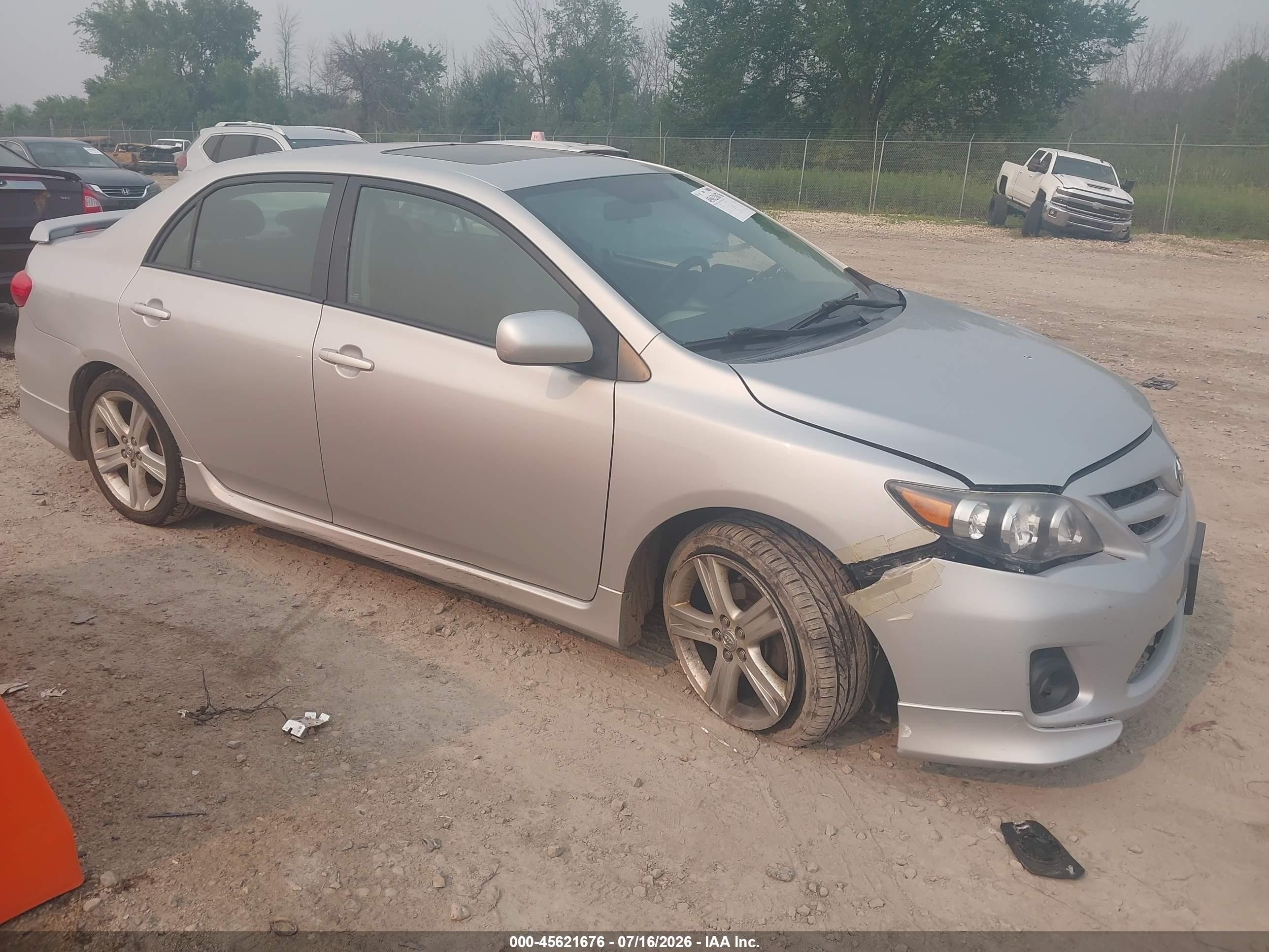 2013 Toyota Corolla S Silver vin: 2T1BU4EE8DC105518