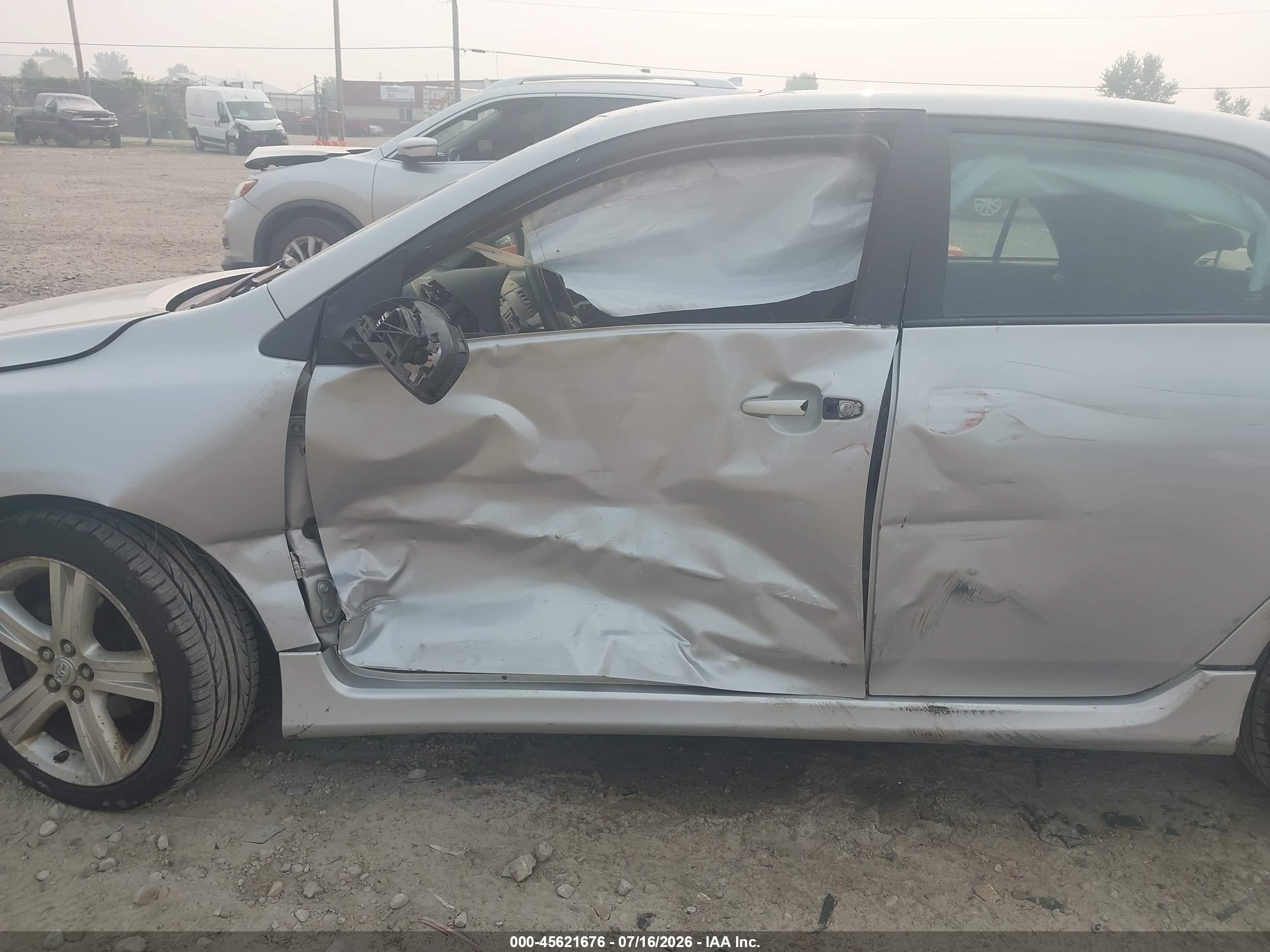 2013 Toyota Corolla S Silver vin: 2T1BU4EE8DC105518