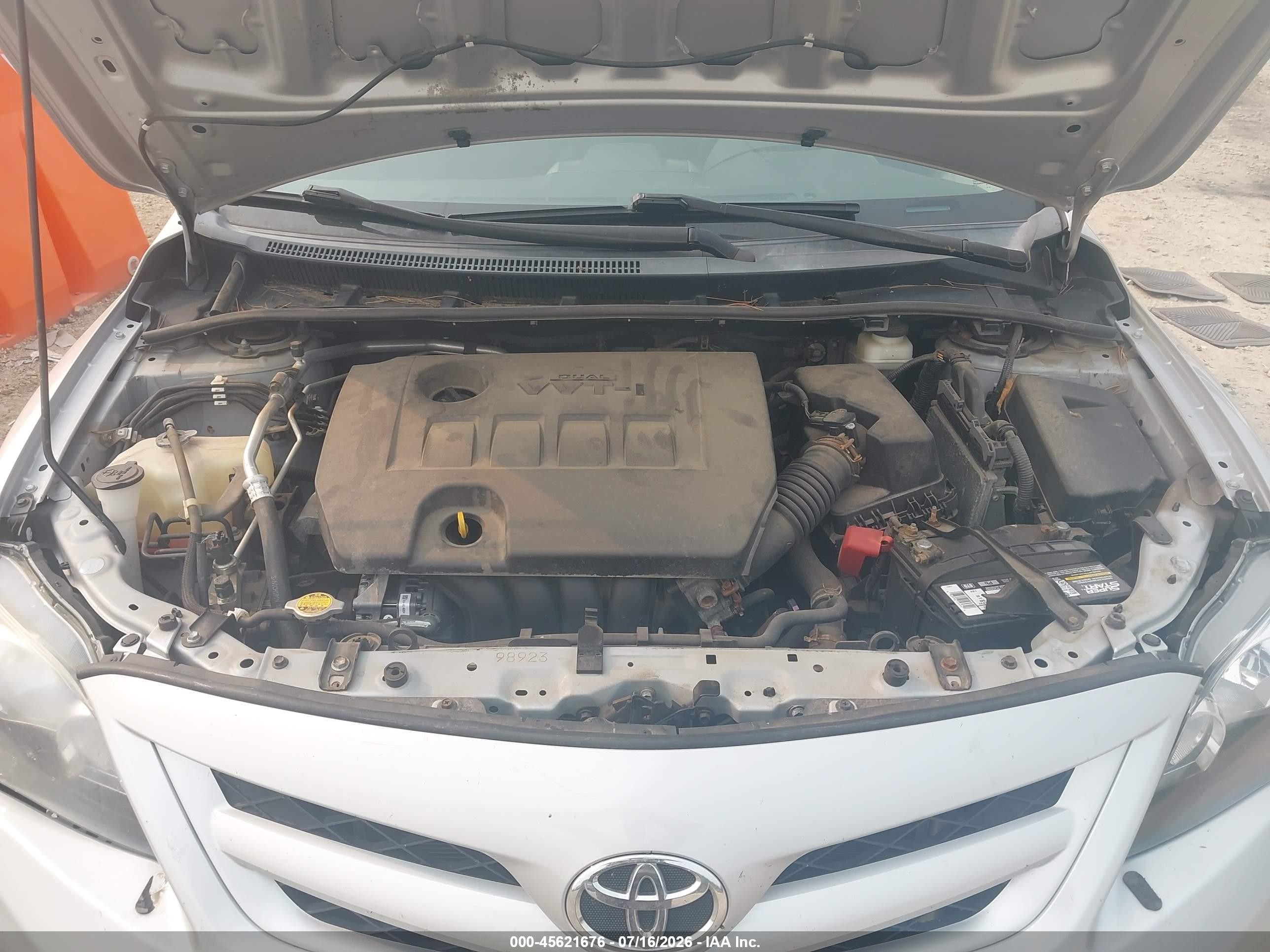 2013 Toyota Corolla S Silver vin: 2T1BU4EE8DC105518