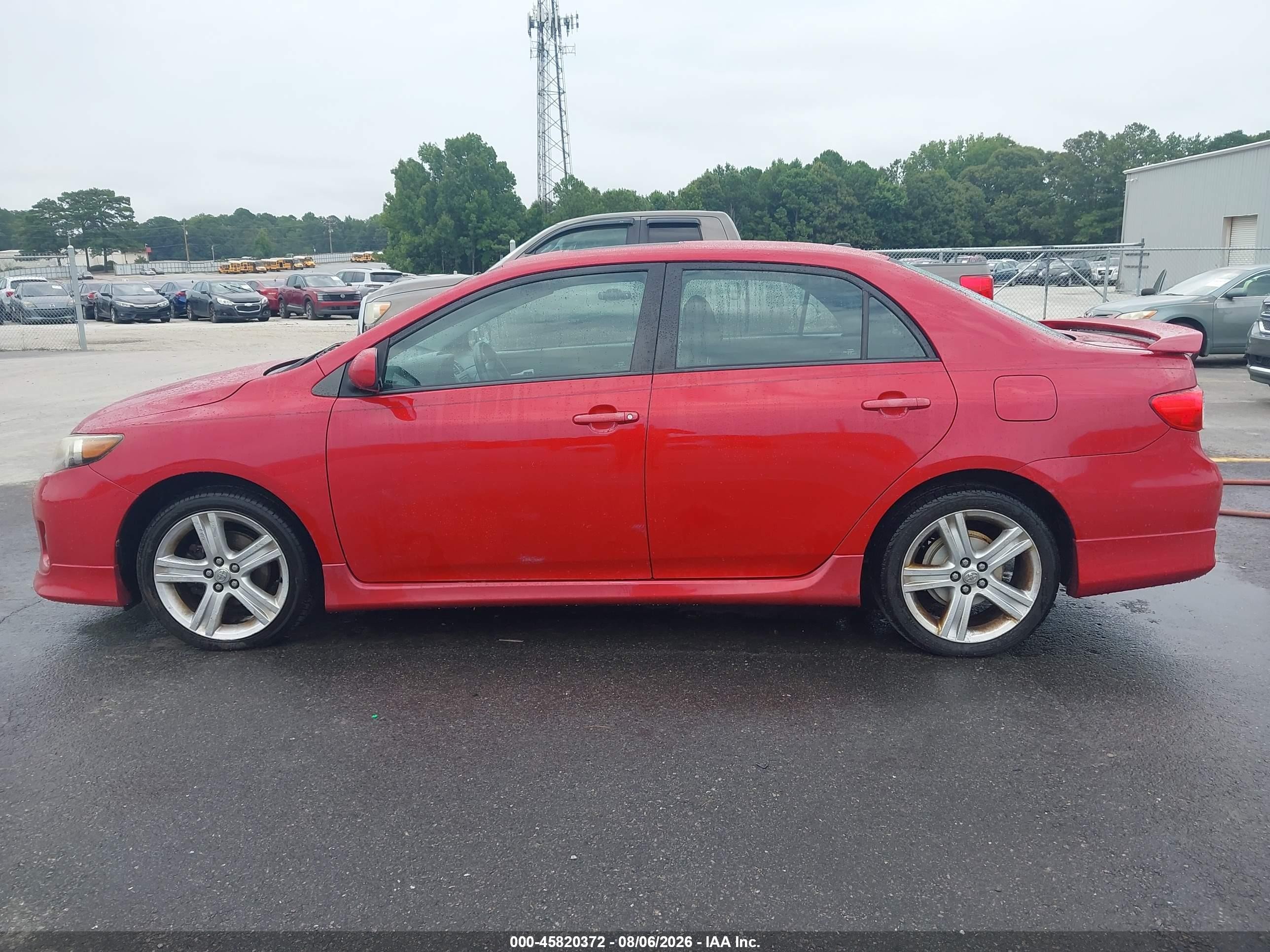 2013 Toyota Corolla S Red vin: 2T1BU4EE8DC108614