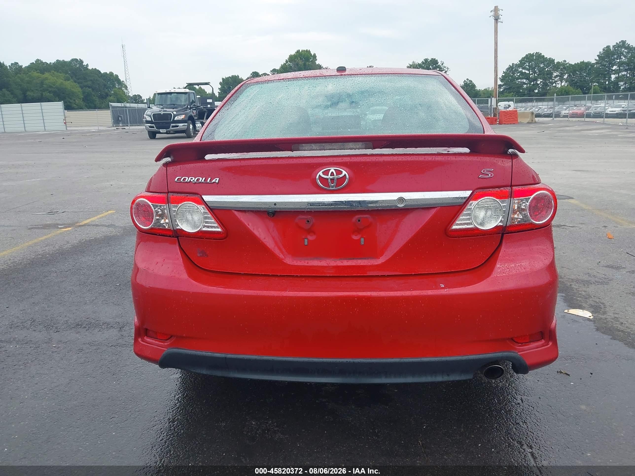 2013 Toyota Corolla S Red vin: 2T1BU4EE8DC108614