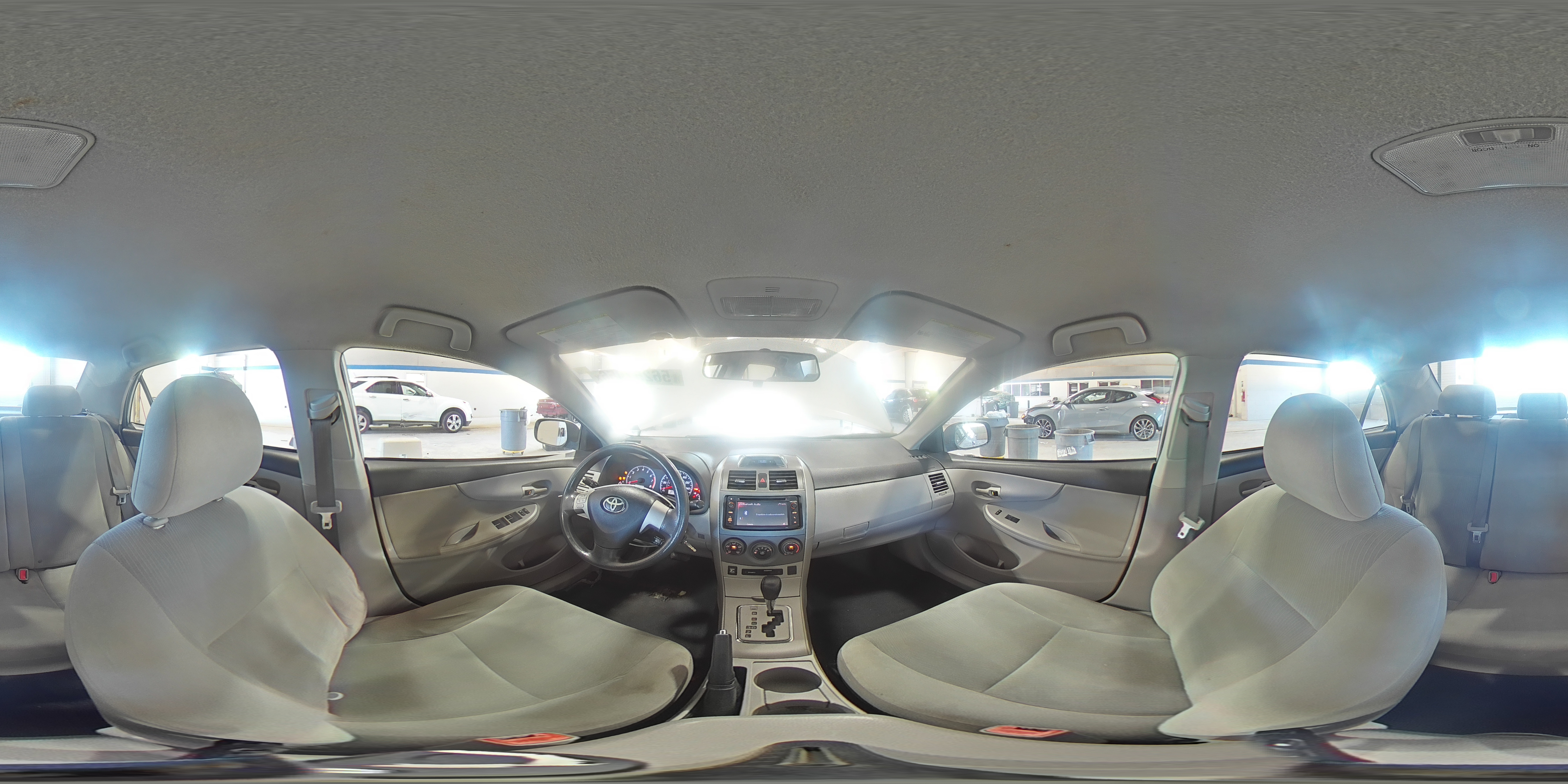 2013 Toyota Corolla Le Silver vin: 2T1BU4EE8DC109066