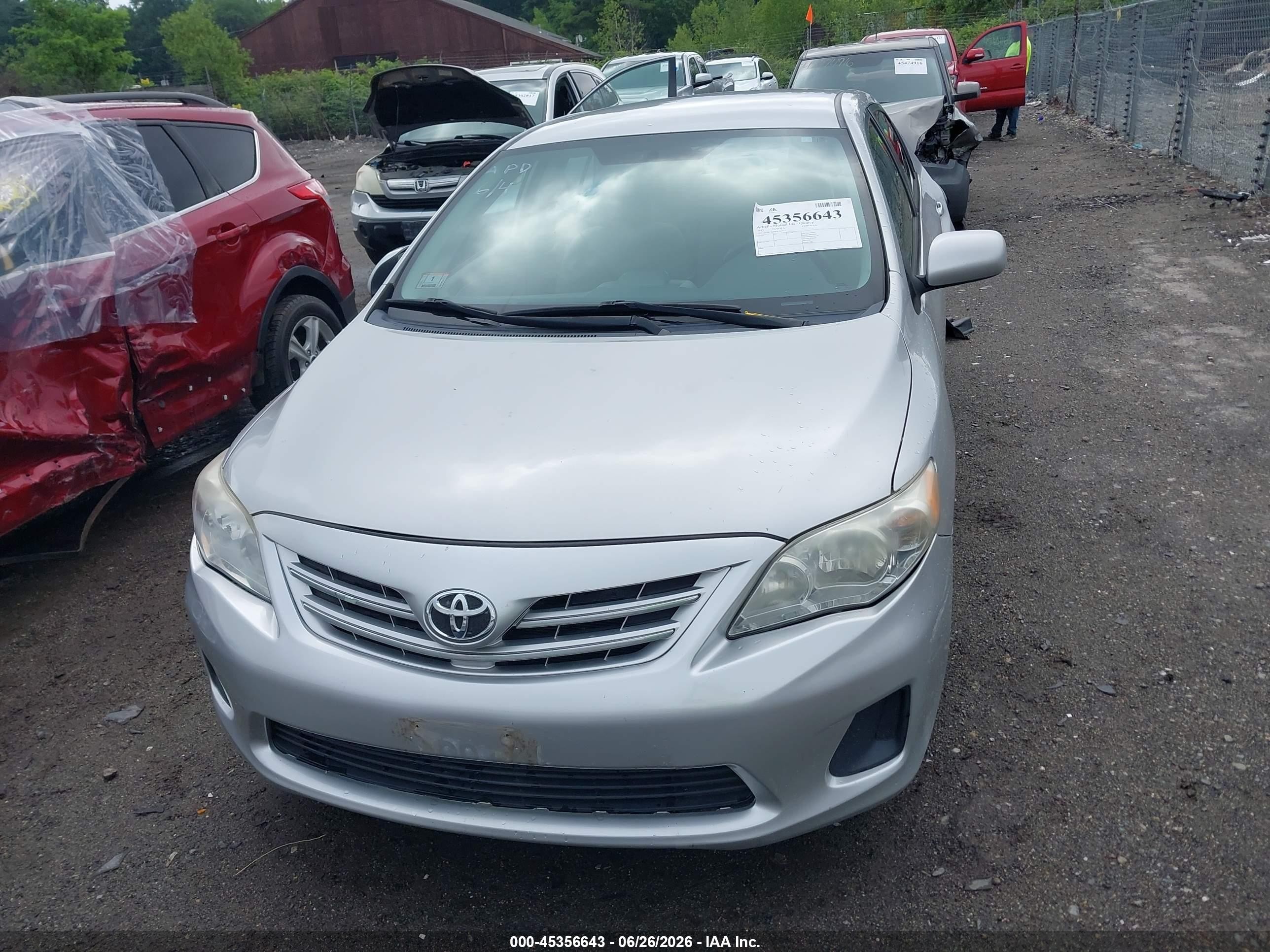 2013 Toyota Corolla Le Gray vin: 2T1BU4EE8DC111013