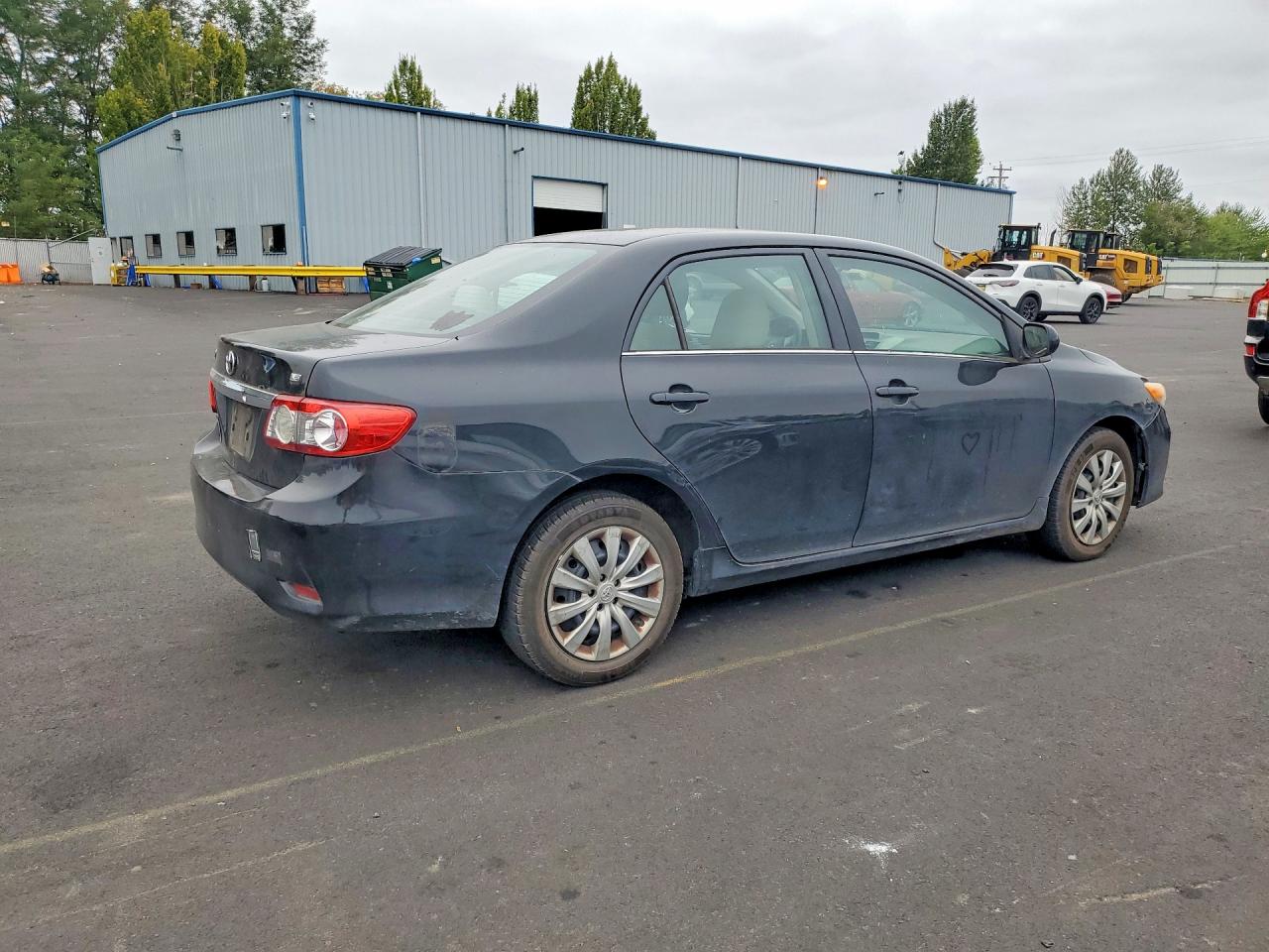 2013 Toyota Corolla Le Black vin: 2T1BU4EE8DC125784