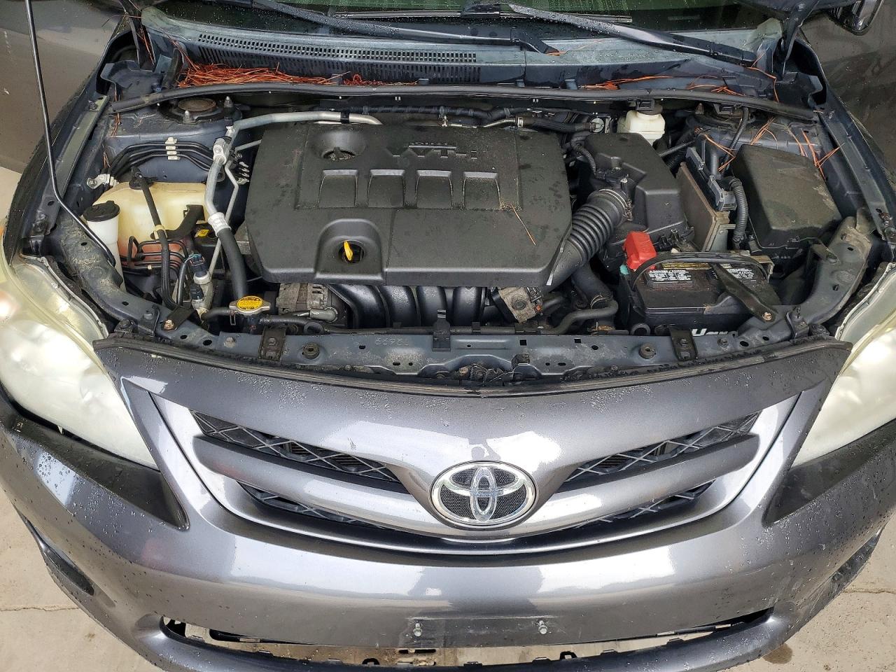 2013 Toyota Corolla B/s/le Gray vin: 2T1BU4EE8DC925520