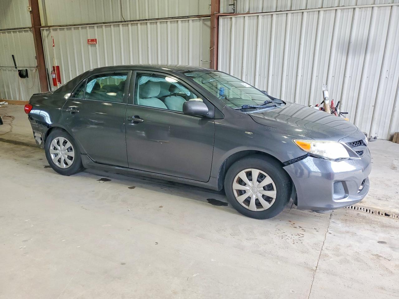 2013 Toyota Corolla B/s/le Gray vin: 2T1BU4EE8DC925520