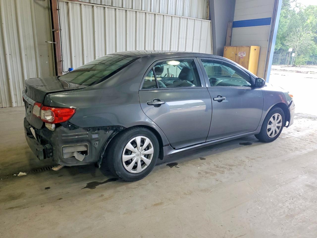 2013 Toyota Corolla B/s/le Gray vin: 2T1BU4EE8DC925520