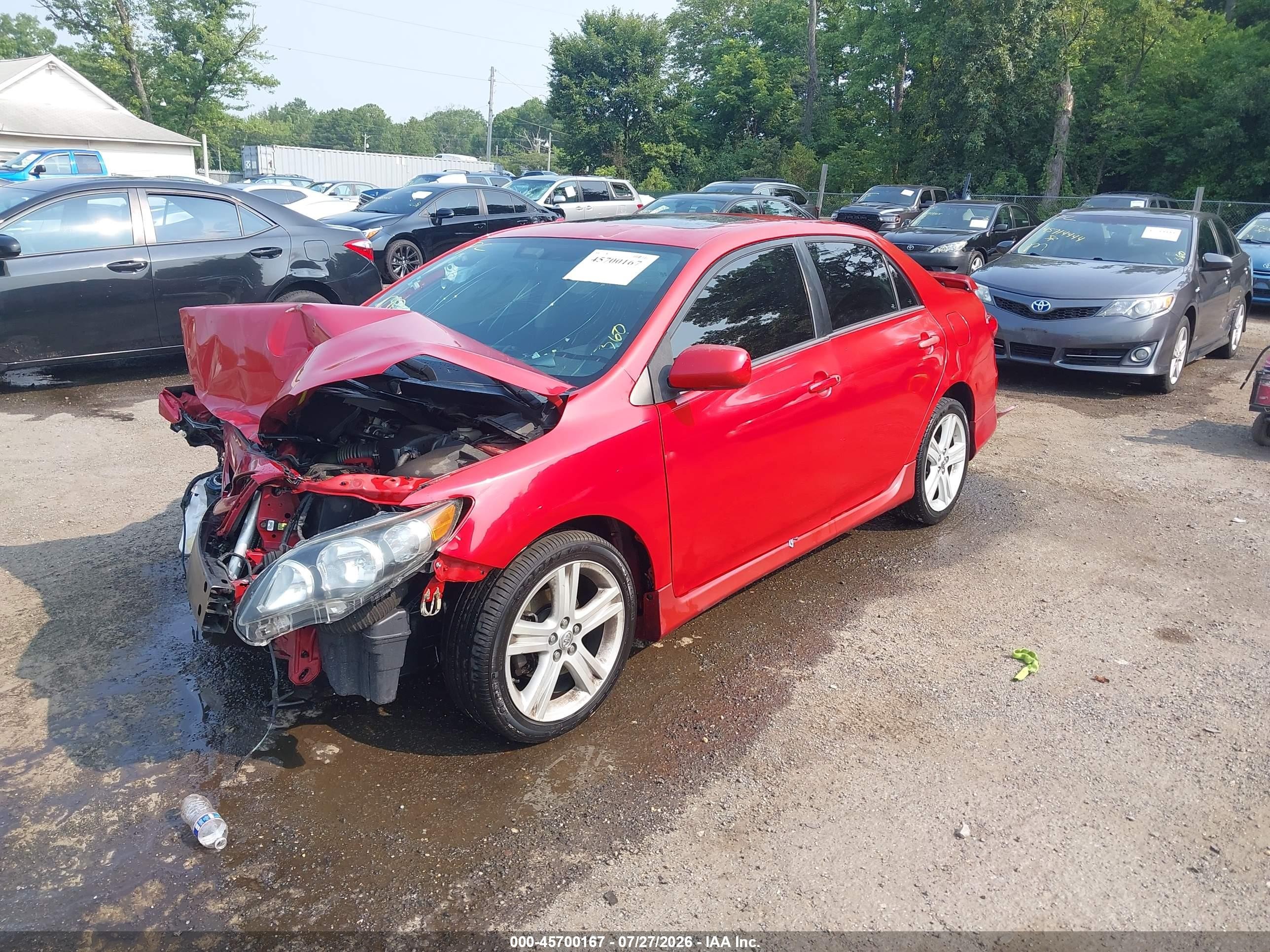 2013 Toyota Corolla S Красный vin: 2T1BU4EE8DC937473