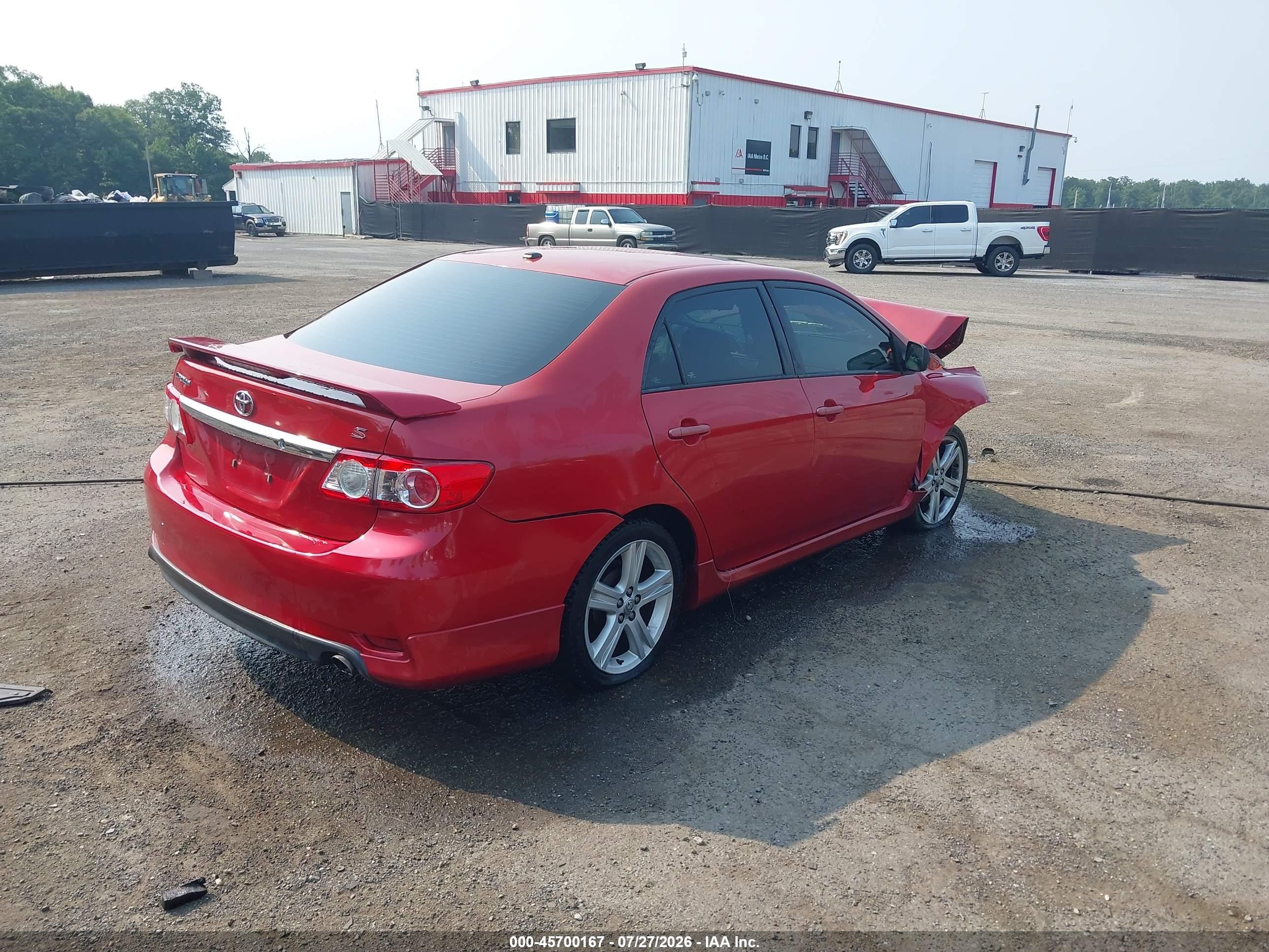 2013 Toyota Corolla S Красный vin: 2T1BU4EE8DC937473