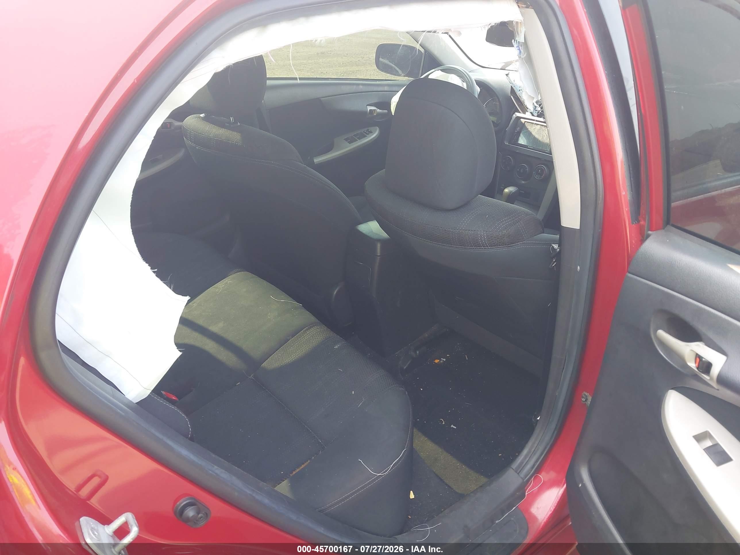 2013 Toyota Corolla S Красный vin: 2T1BU4EE8DC937473