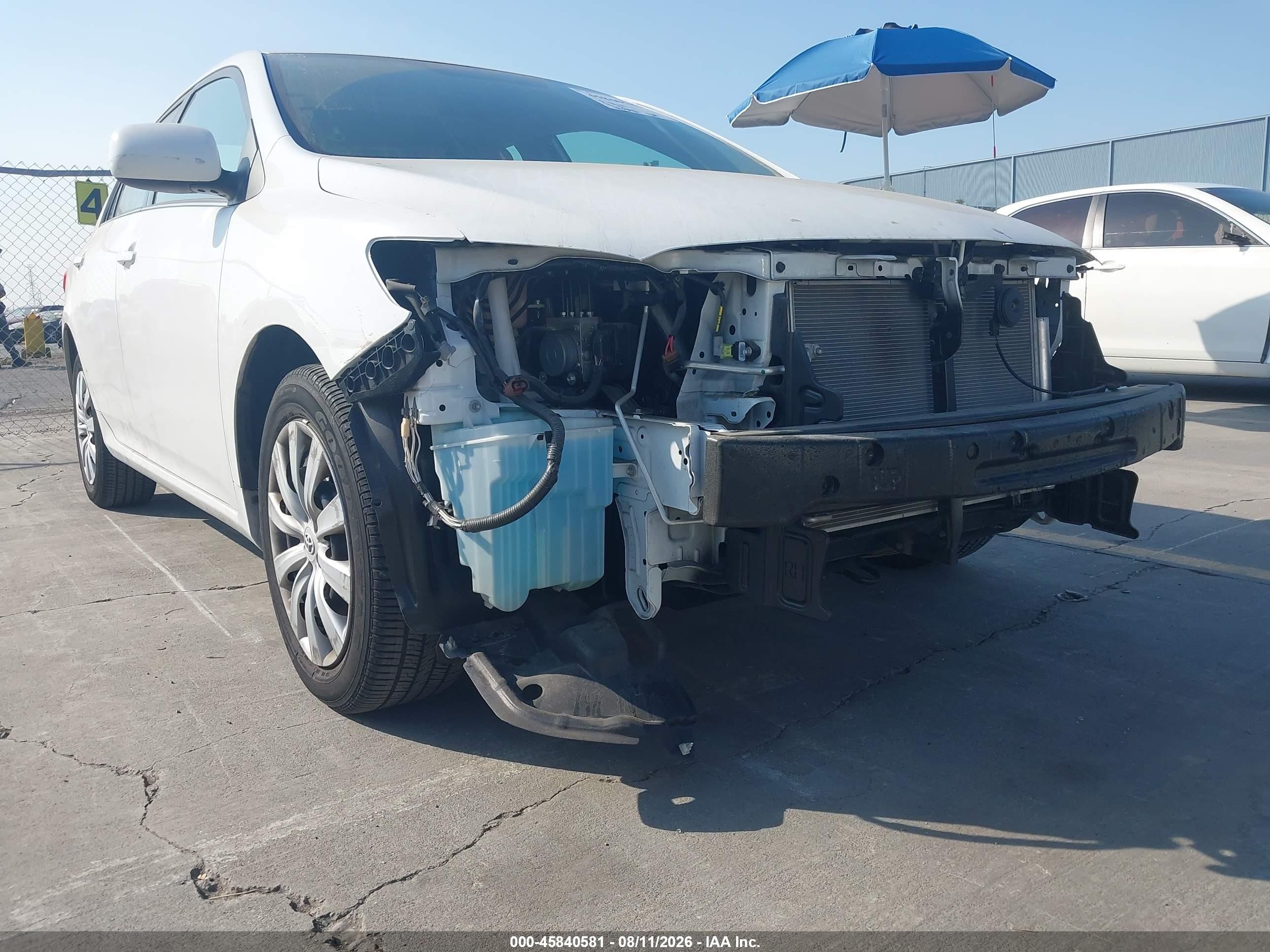 2013 Toyota Corolla Le White vin: 2T1BU4EE8DC954516
