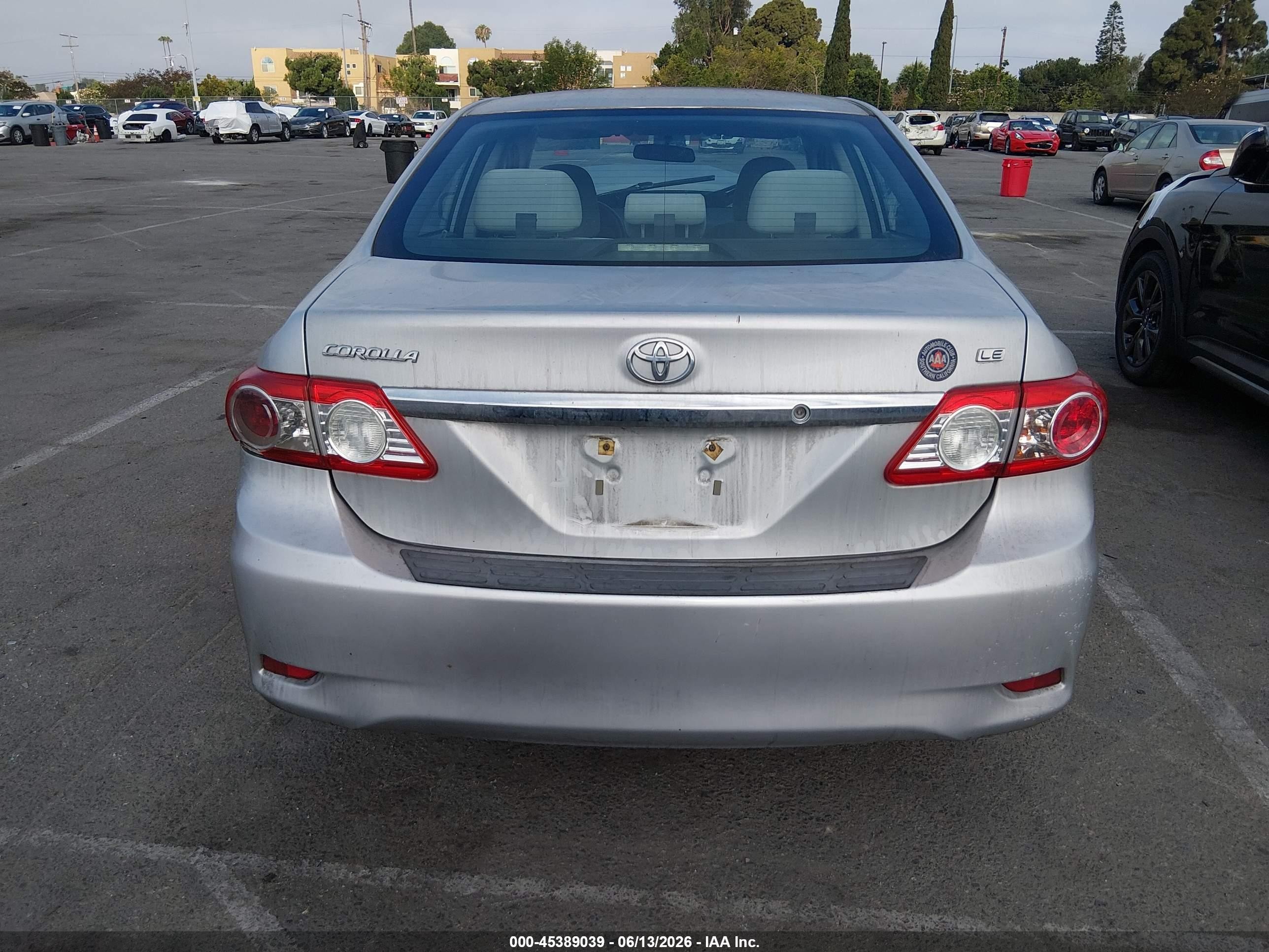 2013 Toyota Corolla Le Silver vin: 2T1BU4EE8DC970960