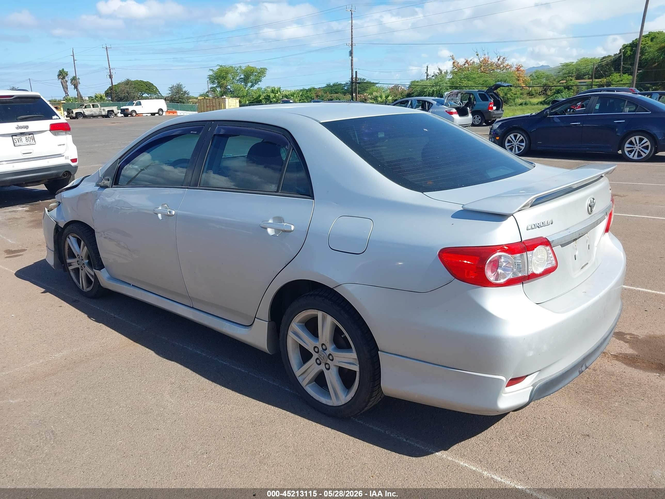 2013 Toyota Corolla S/s Special Edition Silver vin: 2T1BU4EE8DC974782