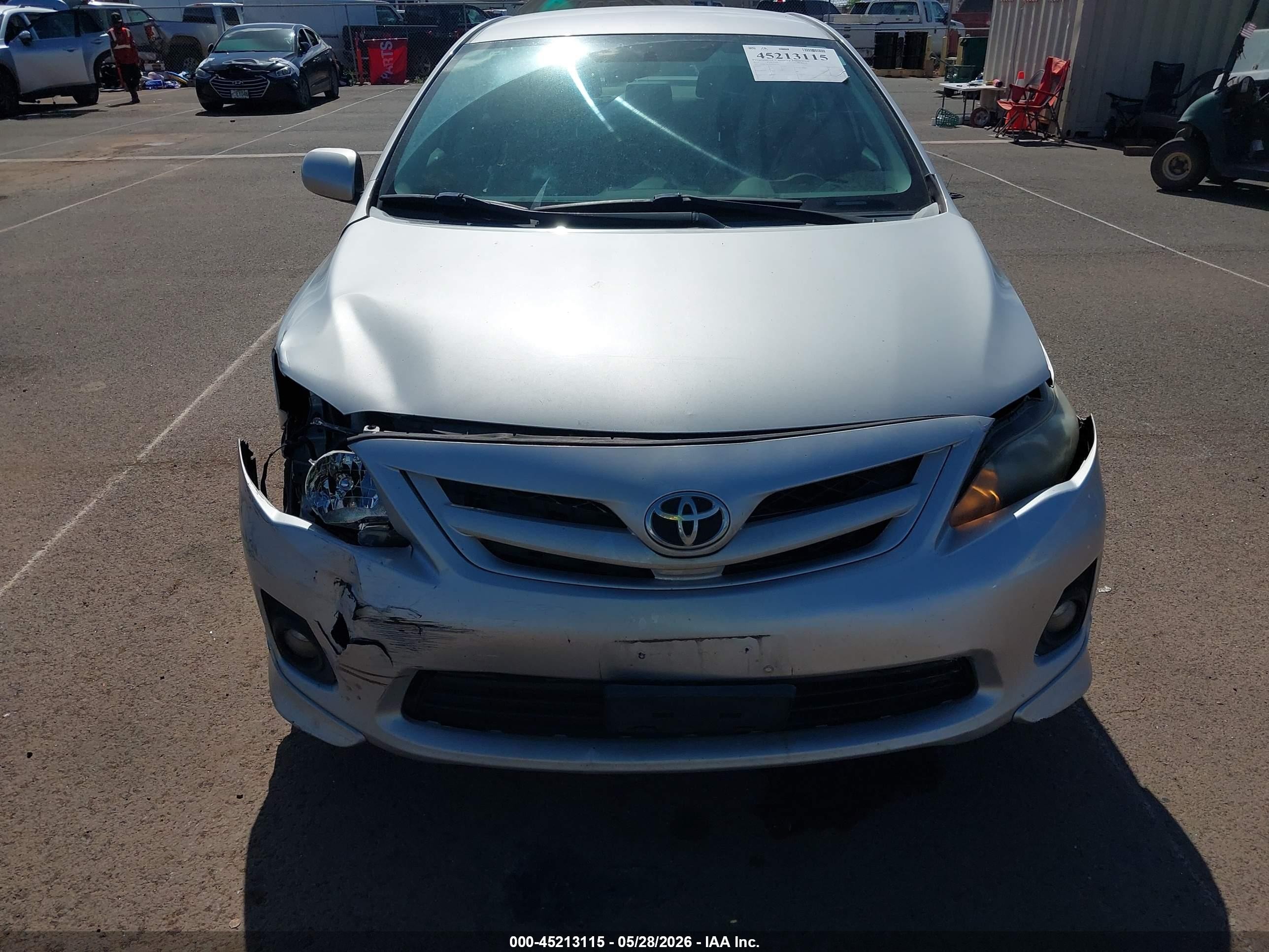 2013 Toyota Corolla S/s Special Edition Silver vin: 2T1BU4EE8DC974782
