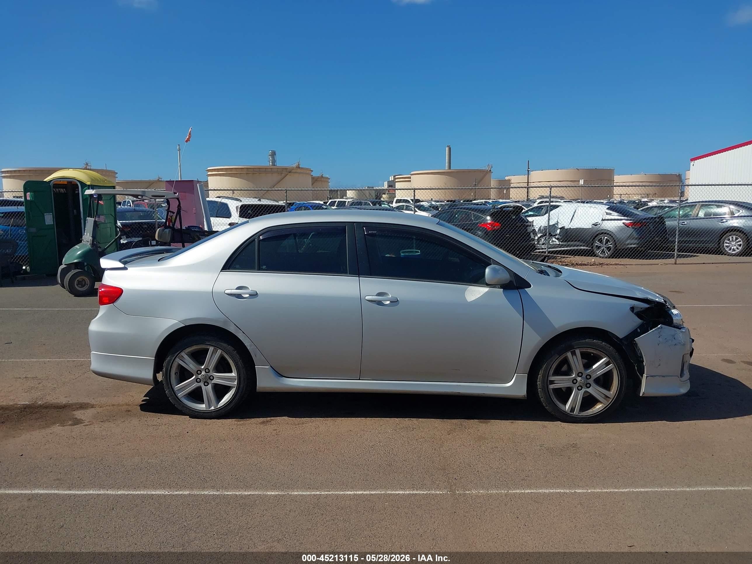 2013 Toyota Corolla S/s Special Edition Silver vin: 2T1BU4EE8DC974782