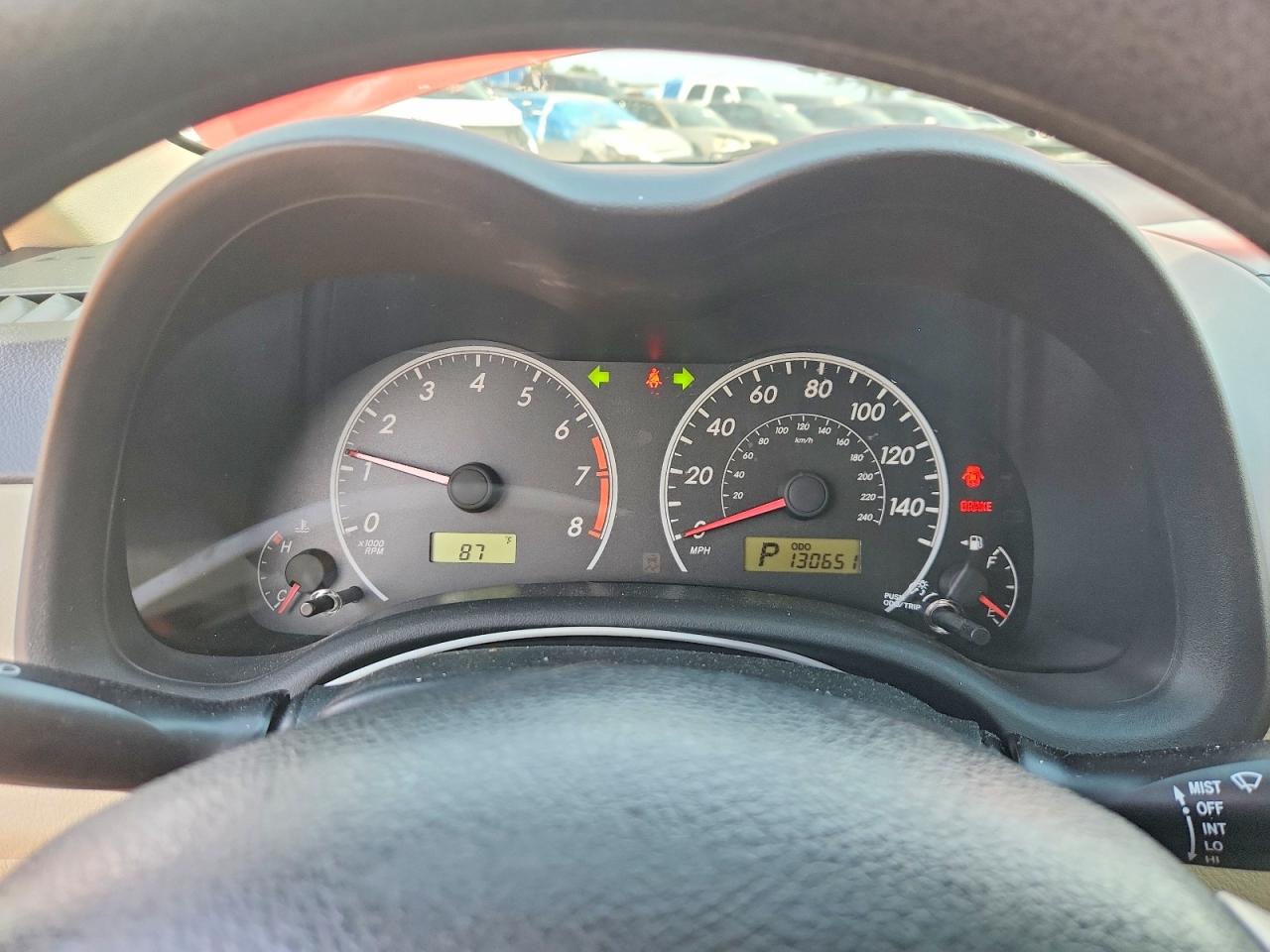 2013 Toyota Corolla Le Red vin: 2T1BU4EE8DC988729